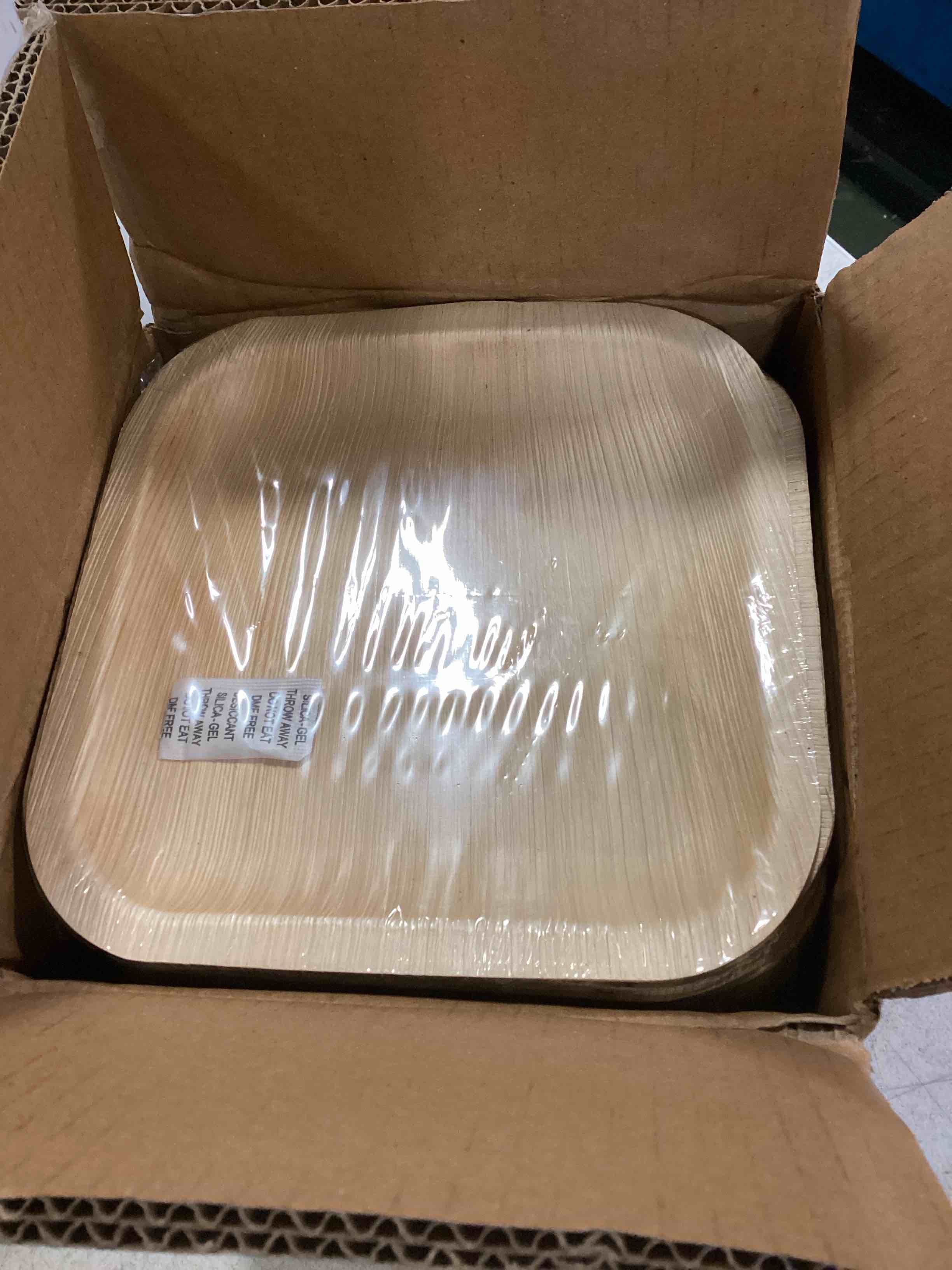 https://s3.amazonaws.com/lotting-images-prod/bidfta/BLU5375844_1703080909910.jpeg