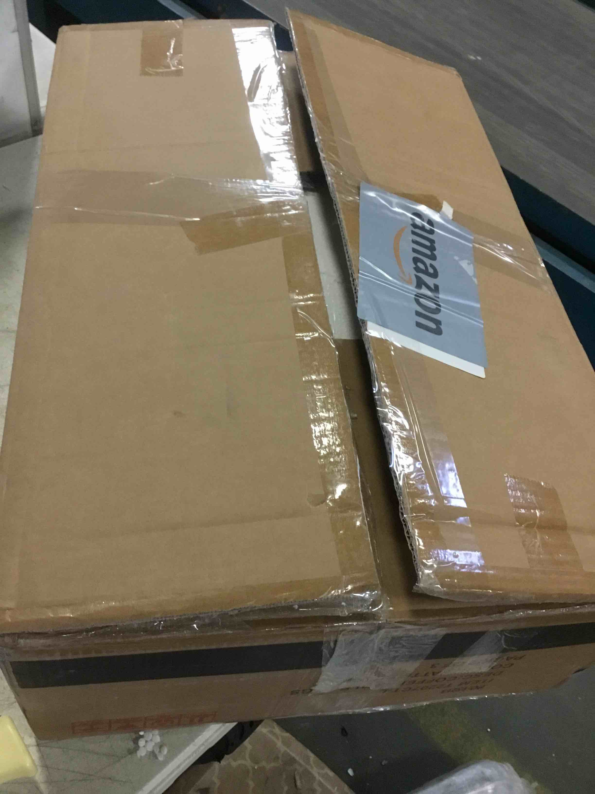 https://s3.amazonaws.com/lotting-images-prod/bidfta/BLU5375951_1703099073110.jpeg