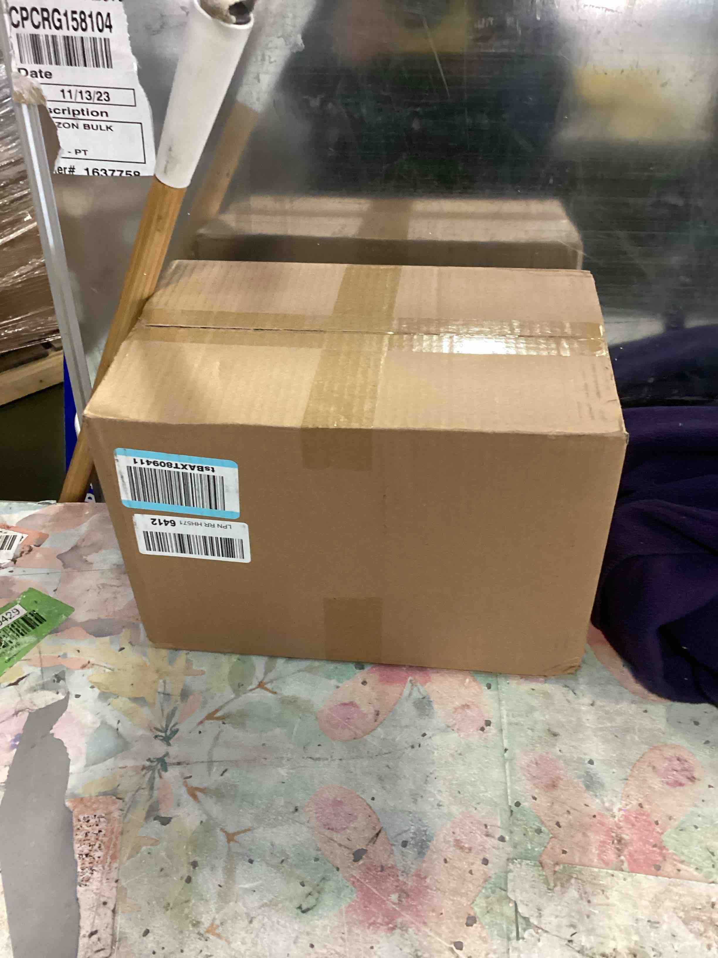 https://s3.amazonaws.com/lotting-images-prod/bidfta/BLU5378056_1703020546450.jpeg