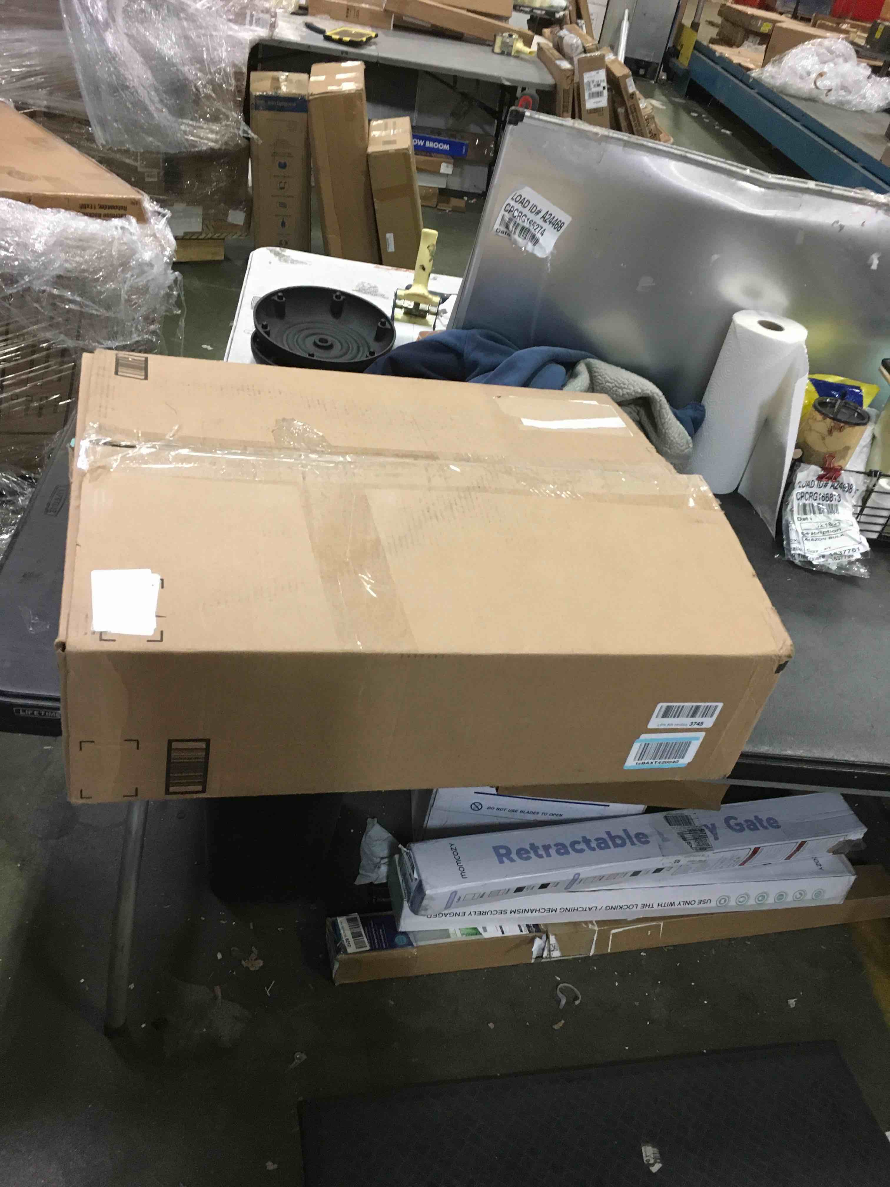 https://s3.amazonaws.com/lotting-images-prod/bidfta/BLU5378447_1703182152657.jpeg