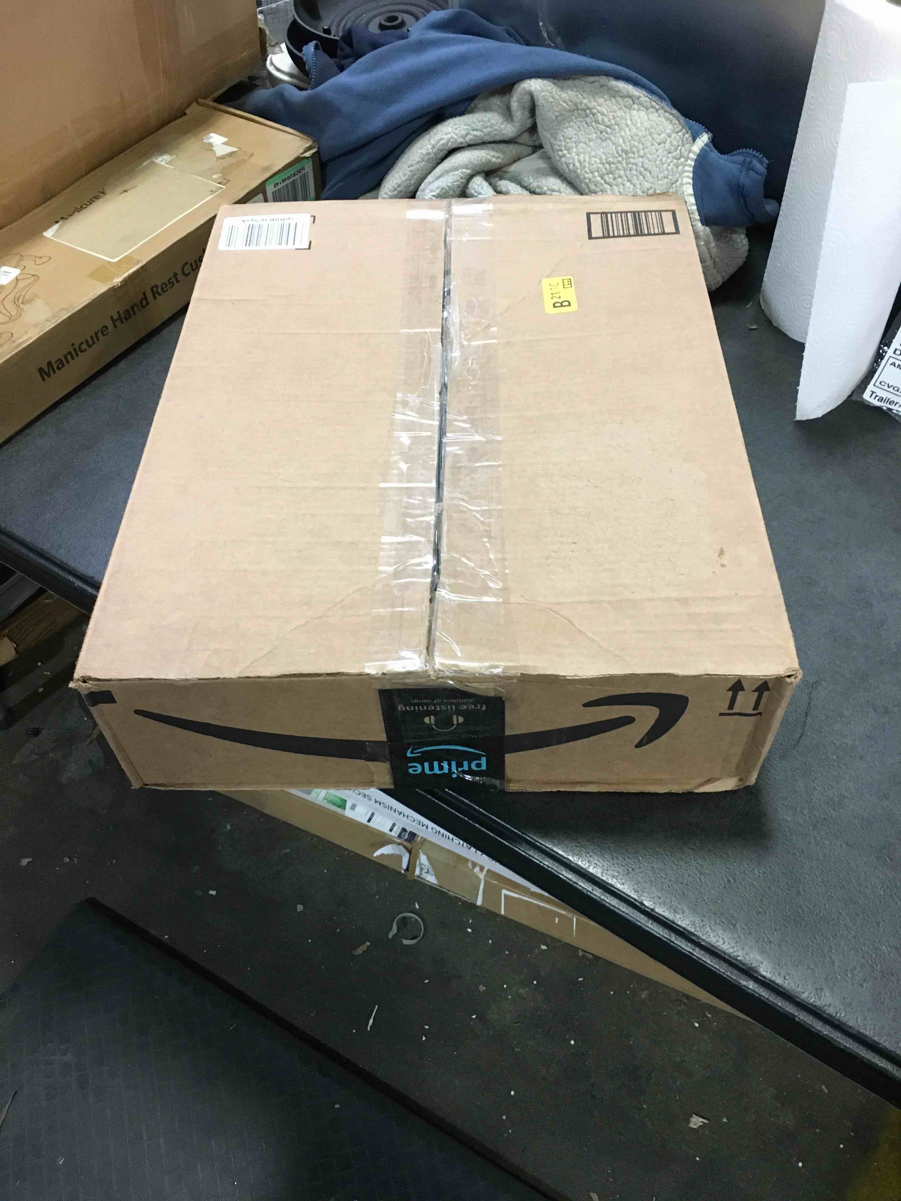 https://s3.amazonaws.com/lotting-images-prod/bidfta/BLU5378490_1703186788968.jpeg