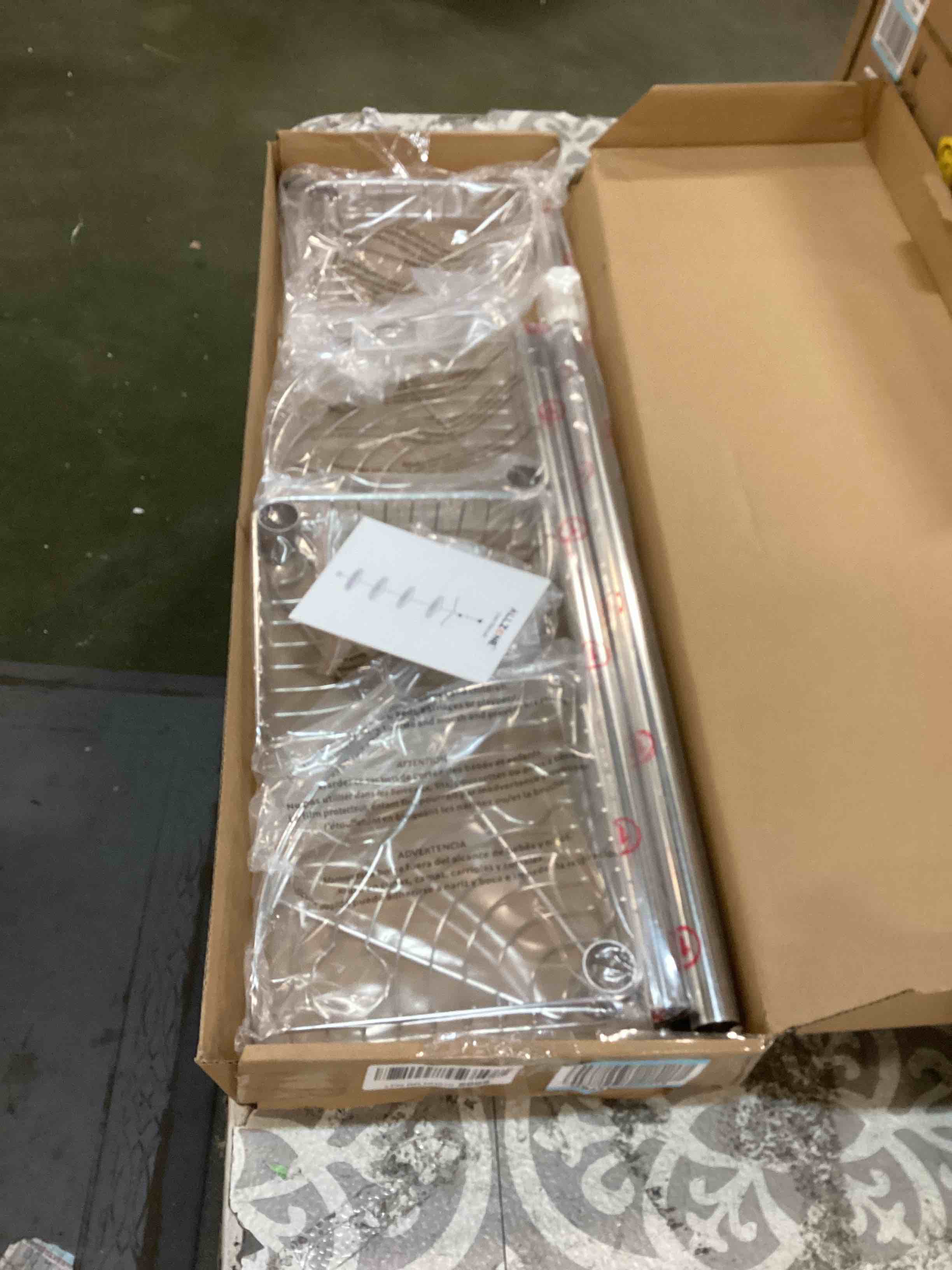 https://s3.amazonaws.com/lotting-images-prod/bidfta/BLU5379284_1703946981161.jpeg