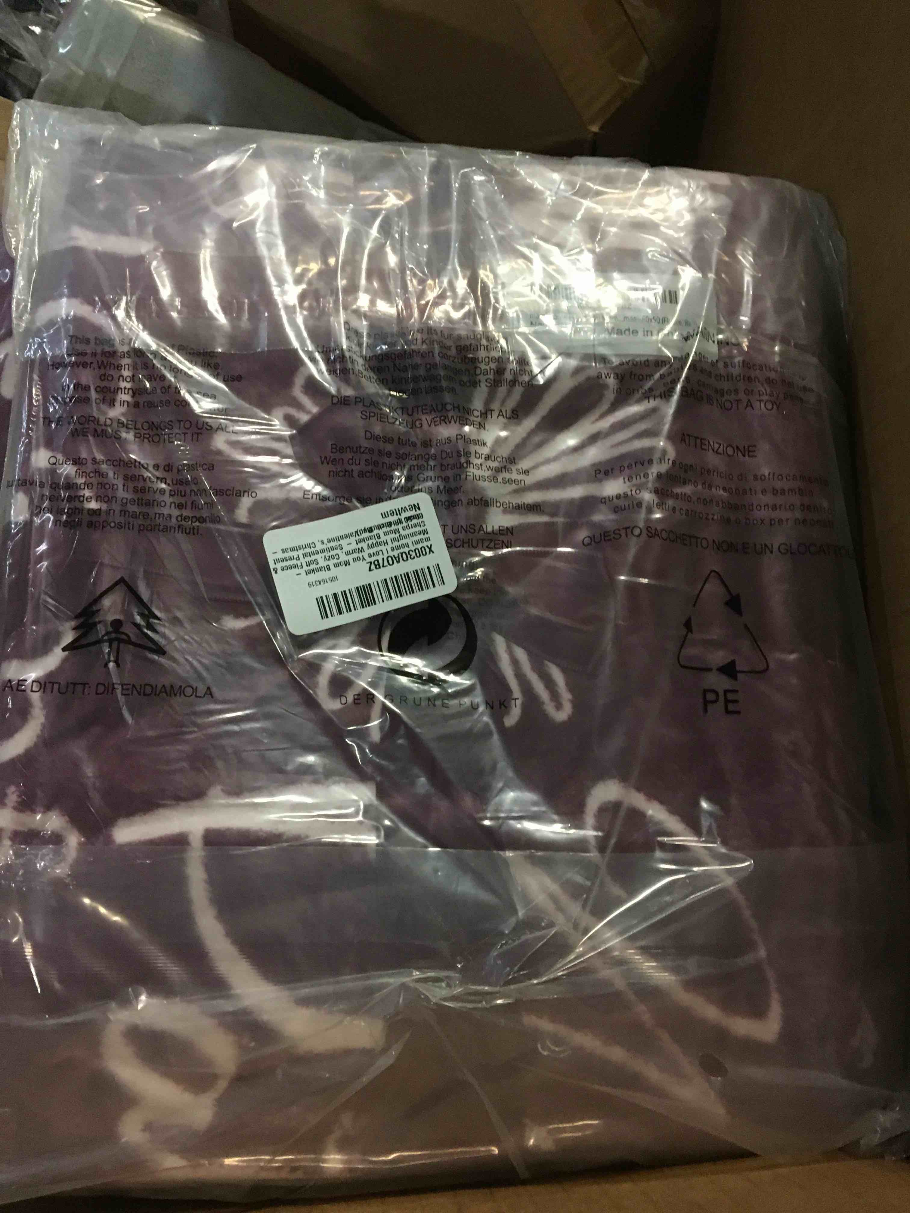 https://s3.amazonaws.com/lotting-images-prod/bidfta/BLU5379657_1702746116740.jpeg