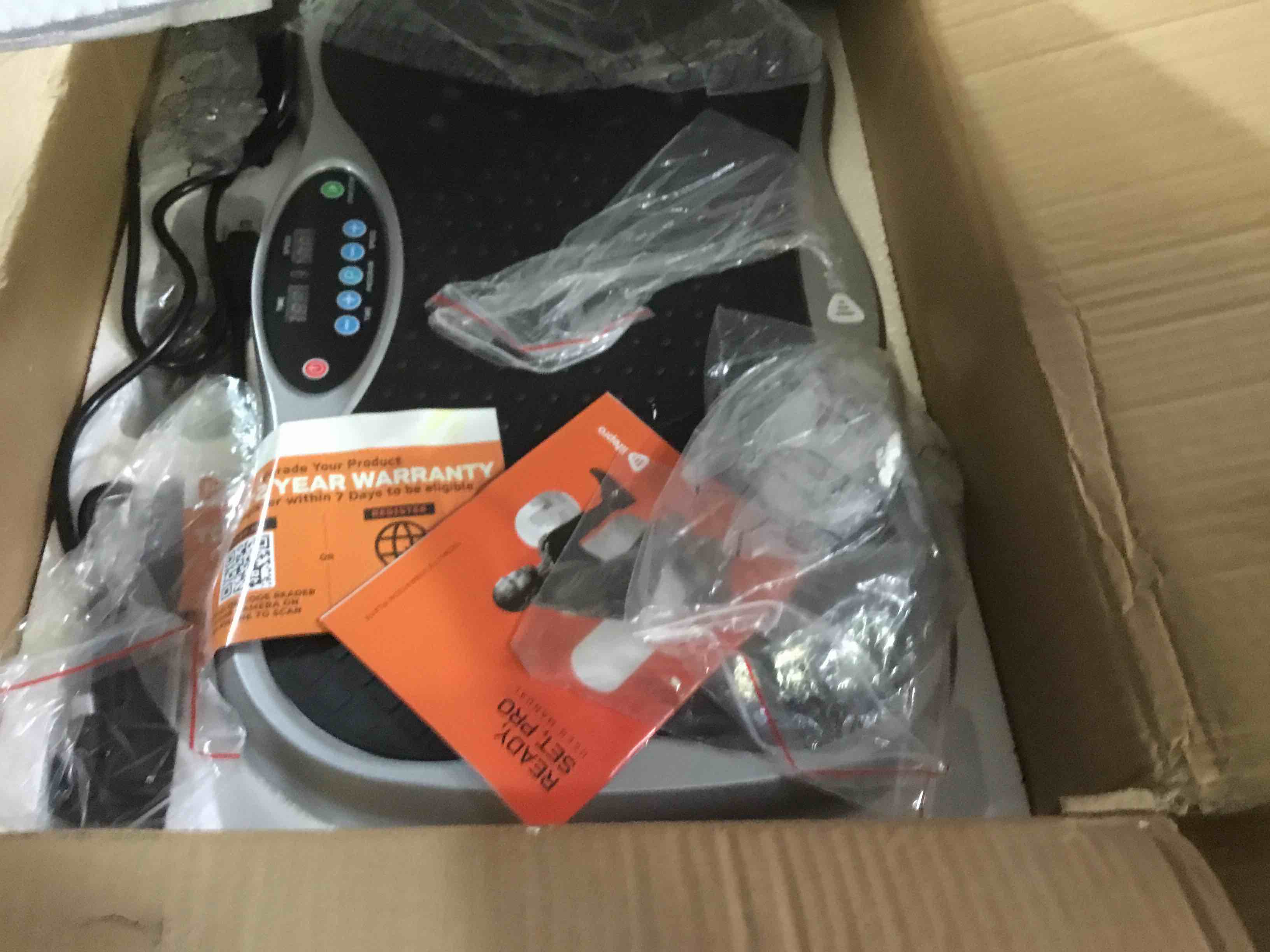 https://s3.amazonaws.com/lotting-images-prod/bidfta/BLU5380261_1703092909655.jpeg