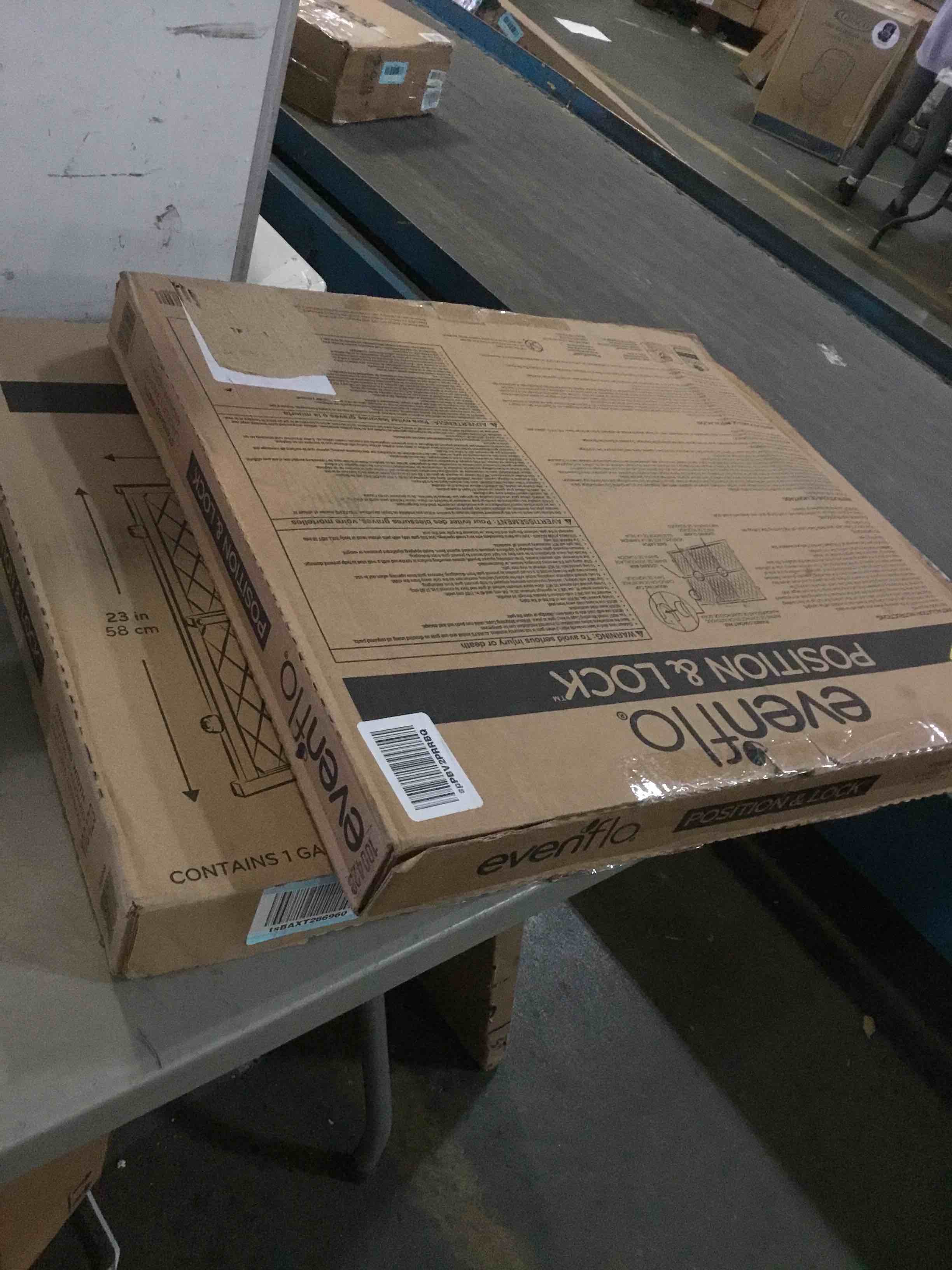 https://s3.amazonaws.com/lotting-images-prod/bidfta/BLU5380317_1703098887571.jpeg