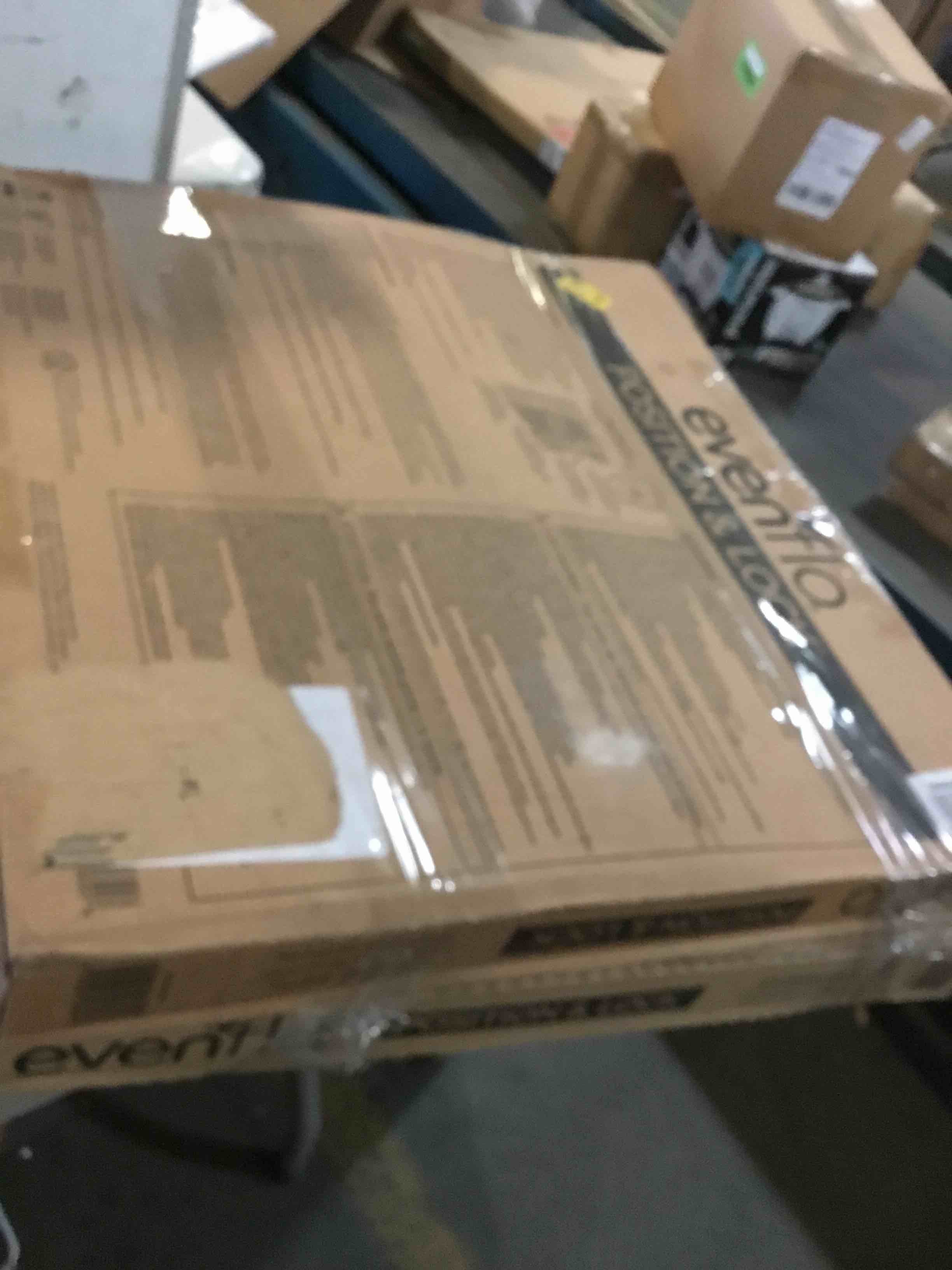 https://s3.amazonaws.com/lotting-images-prod/bidfta/BLU5380317_1703098918404.jpeg