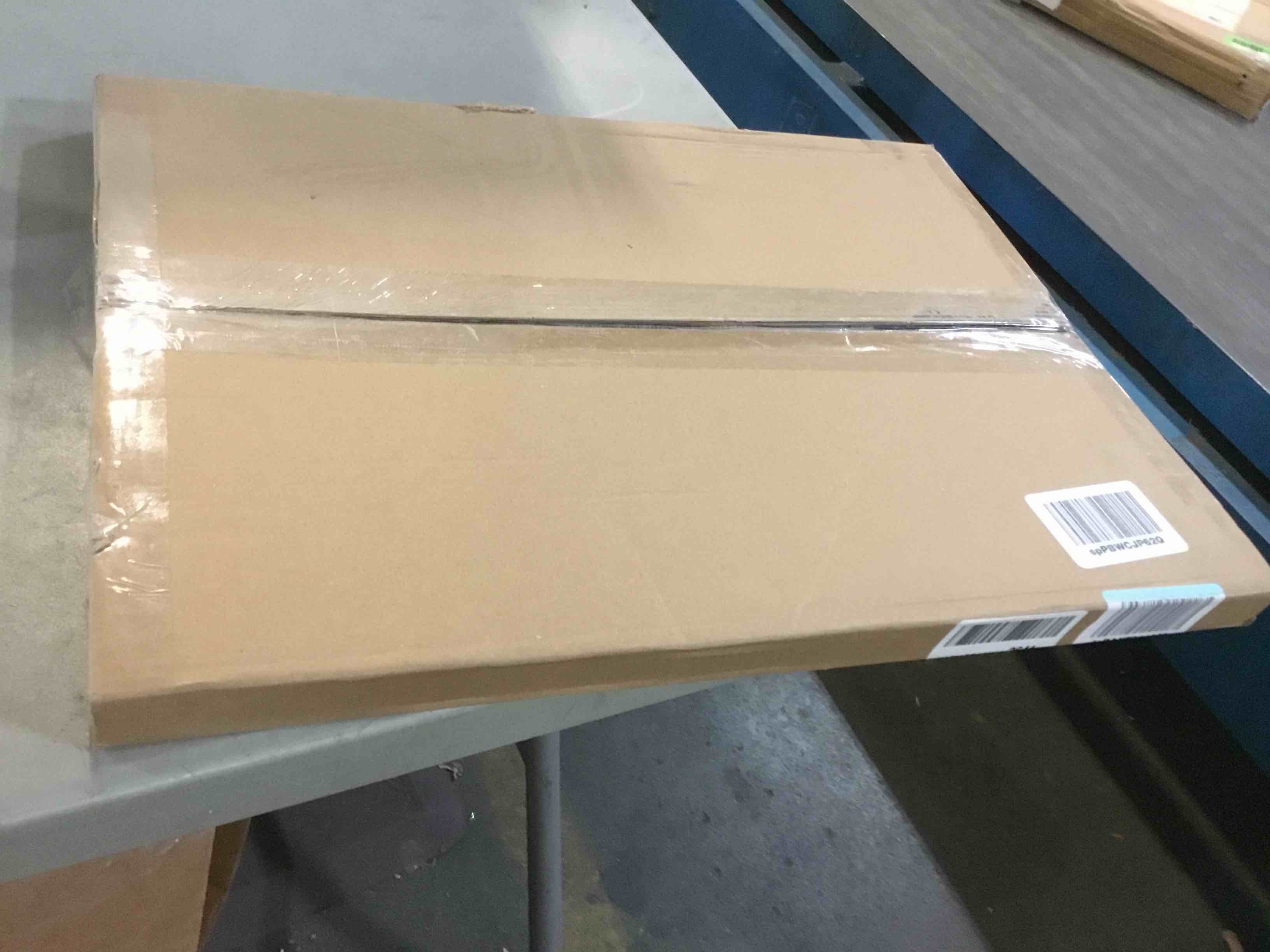 https://s3.amazonaws.com/lotting-images-prod/bidfta/BLU5380347_1703101285742.jpeg