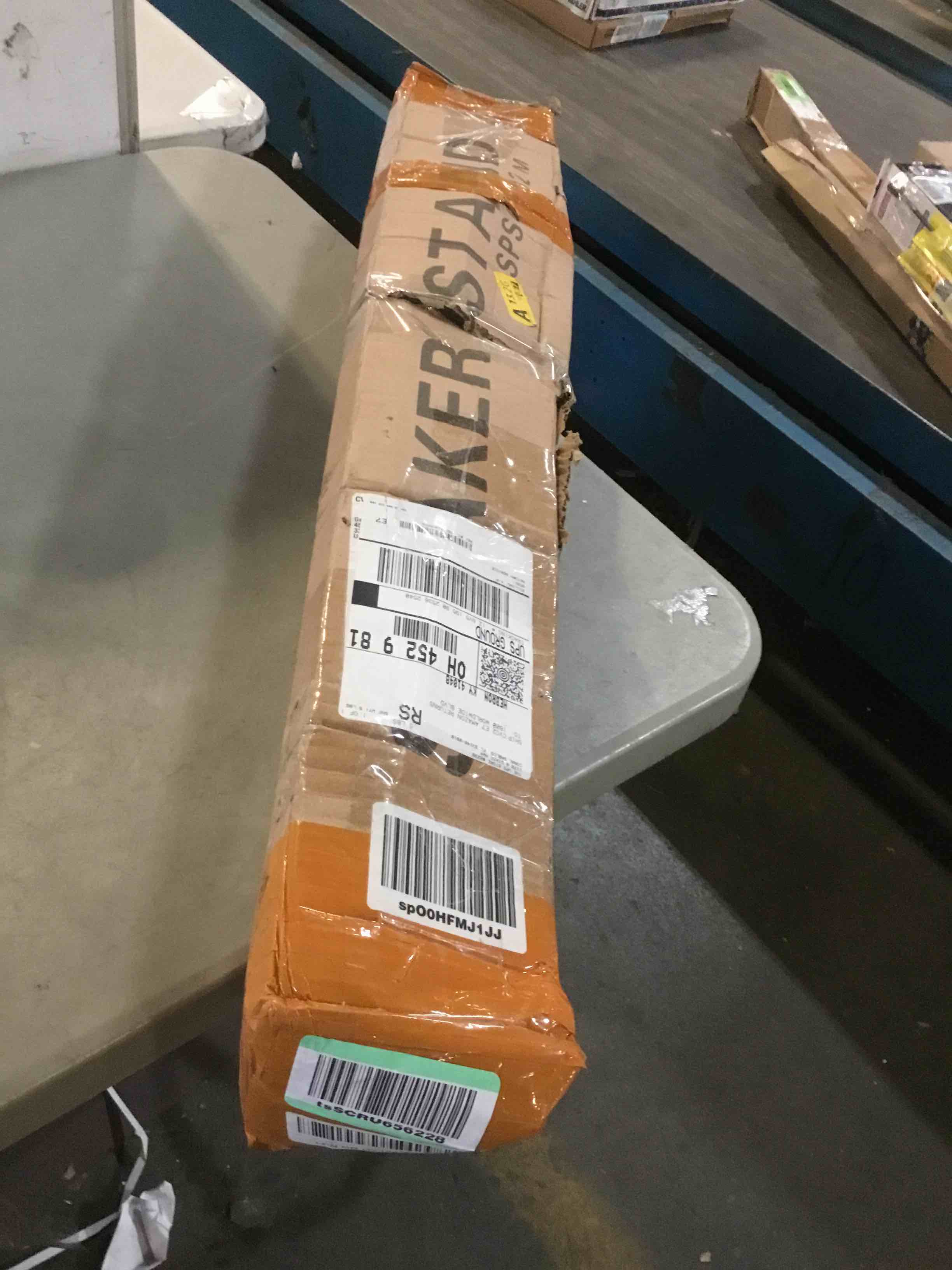 https://s3.amazonaws.com/lotting-images-prod/bidfta/BLU5380399_1703106368496.jpeg