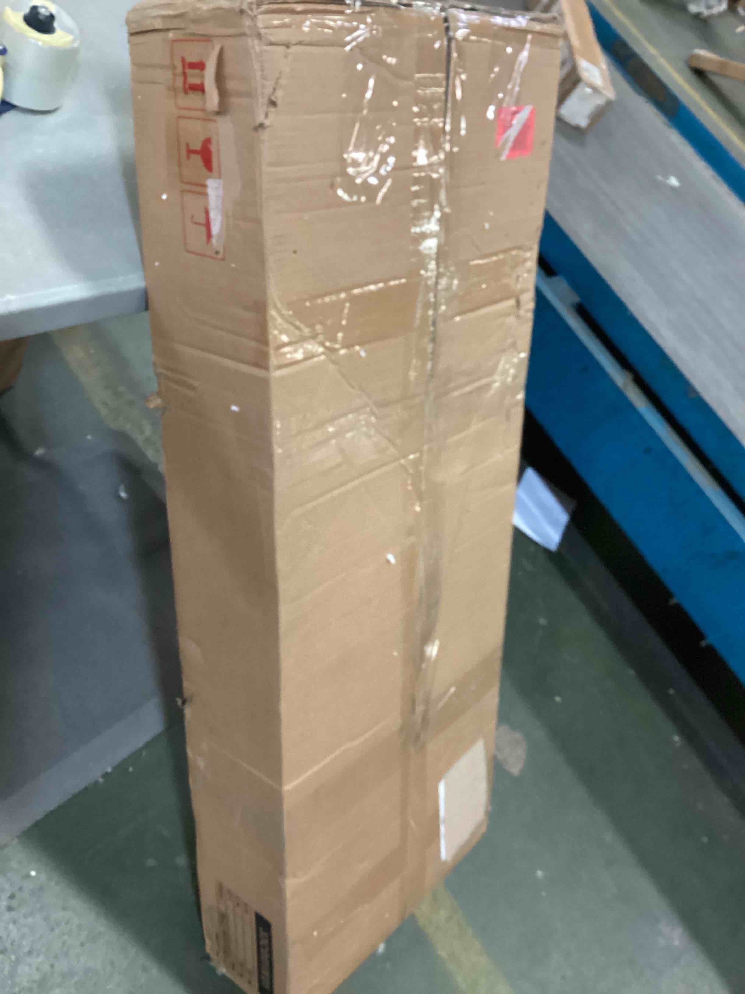 https://s3.amazonaws.com/lotting-images-prod/bidfta/BLU5380510_1703167564711.jpeg