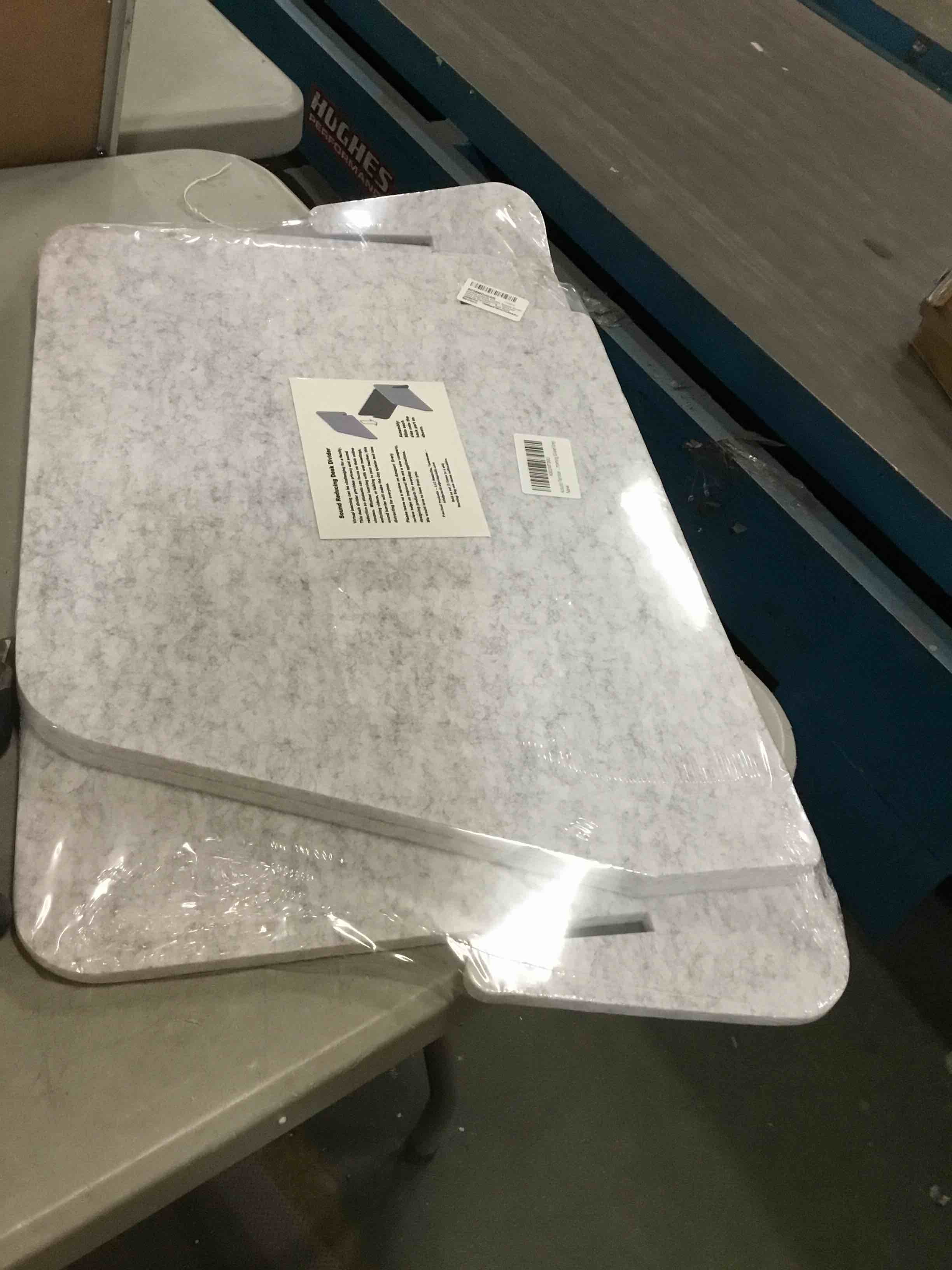 https://s3.amazonaws.com/lotting-images-prod/bidfta/BLU5380646_1703179949778.jpeg