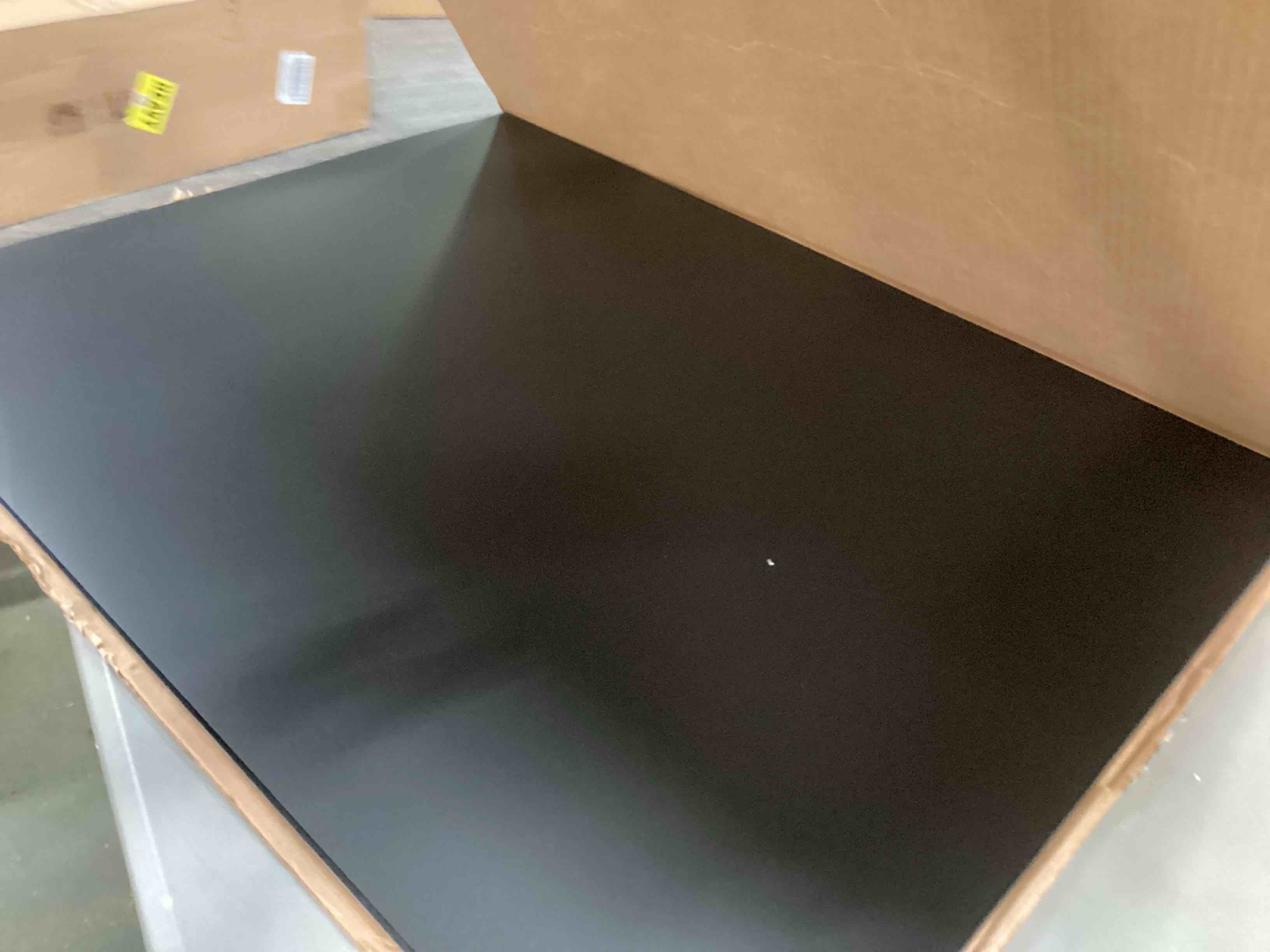 https://s3.amazonaws.com/lotting-images-prod/bidfta/BLU5380812_1703250626107.jpeg