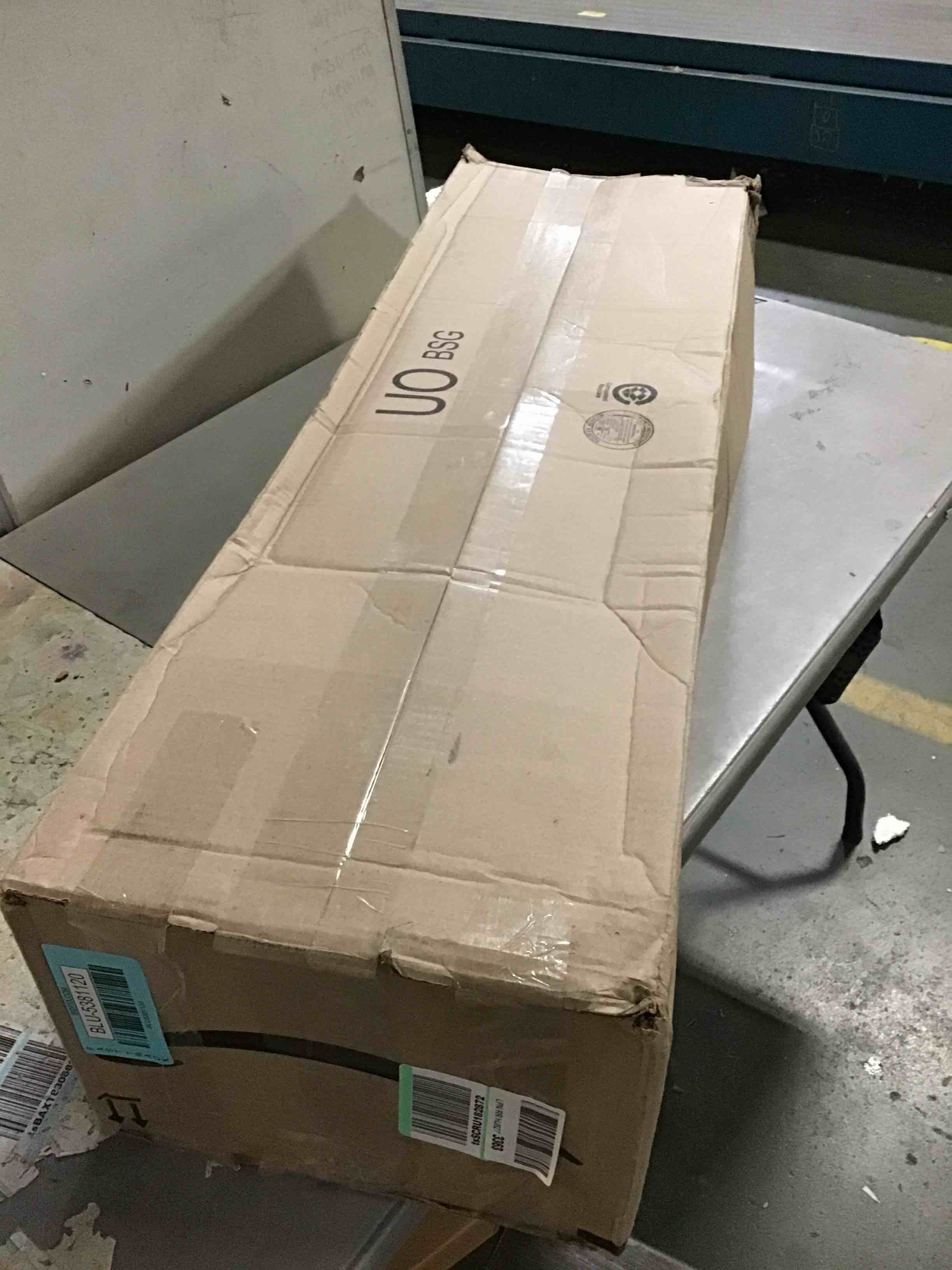 https://s3.amazonaws.com/lotting-images-prod/bidfta/BLU5381120_1702728999208.jpeg