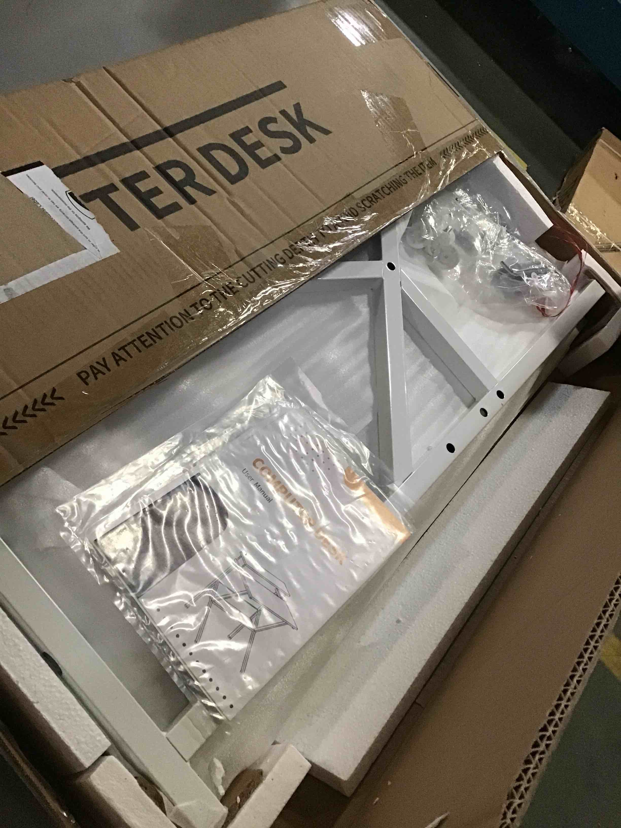 https://s3.amazonaws.com/lotting-images-prod/bidfta/BLU5381165_1702734152516.jpeg