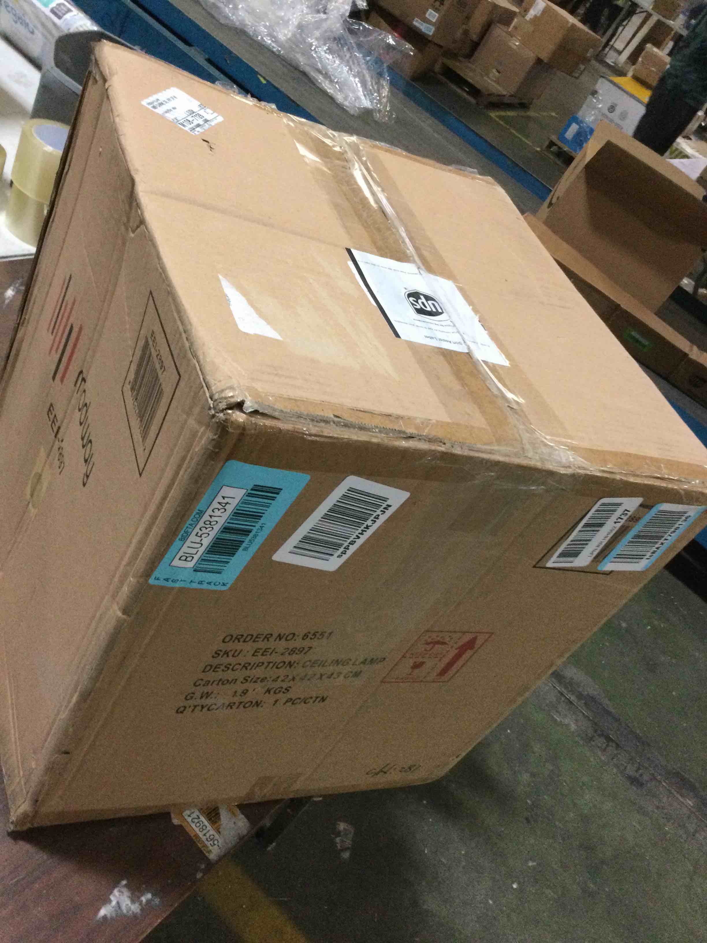 https://s3.amazonaws.com/lotting-images-prod/bidfta/BLU5381341_1702908384039.jpeg