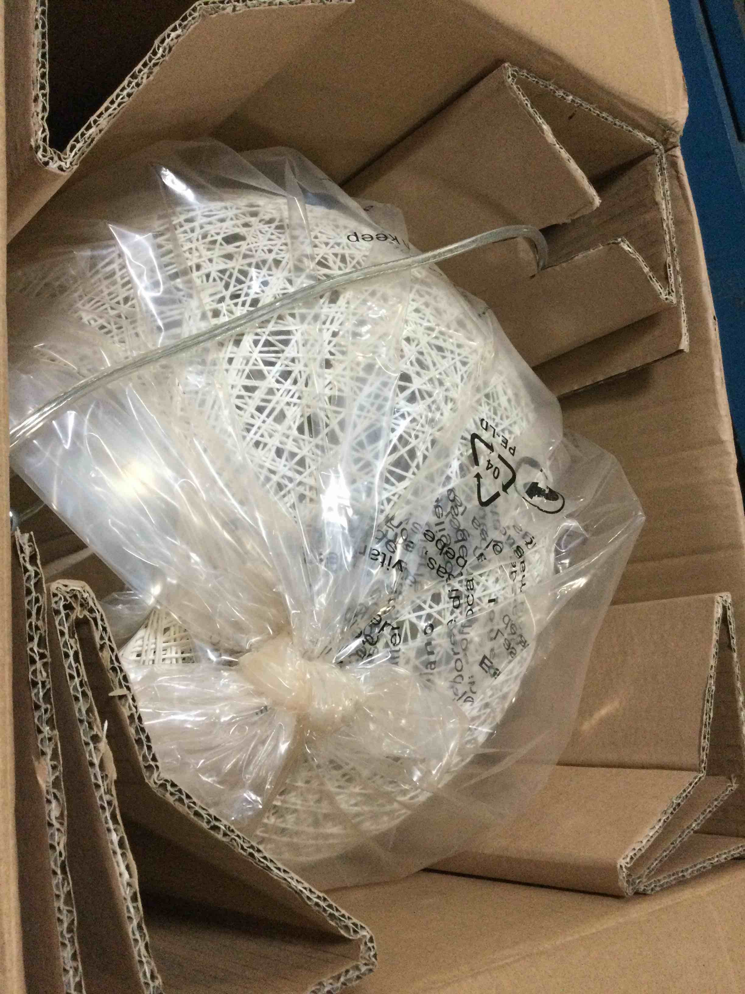 https://s3.amazonaws.com/lotting-images-prod/bidfta/BLU5381341_1702908403254.jpeg
