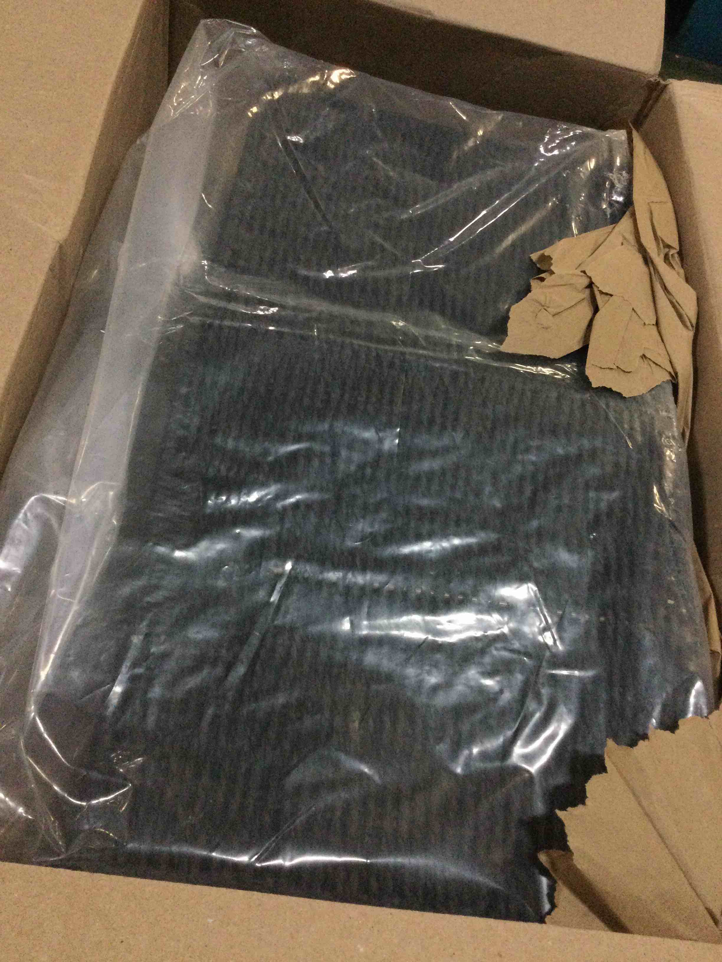 https://s3.amazonaws.com/lotting-images-prod/bidfta/BLU5381691_1703017663646.jpeg