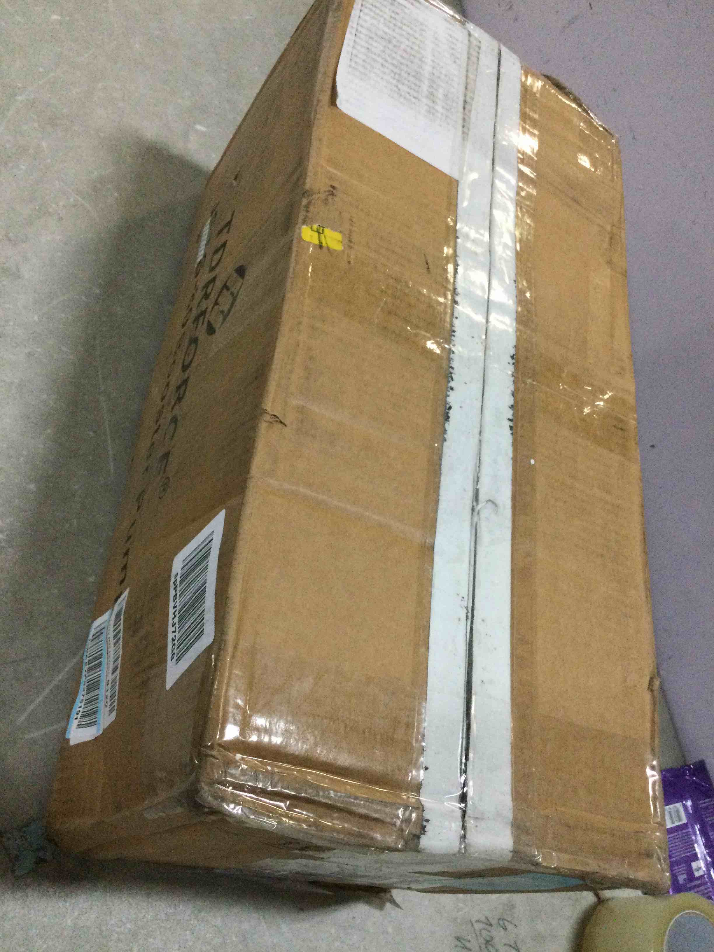 https://s3.amazonaws.com/lotting-images-prod/bidfta/BLU5381695_1703018115365.jpeg