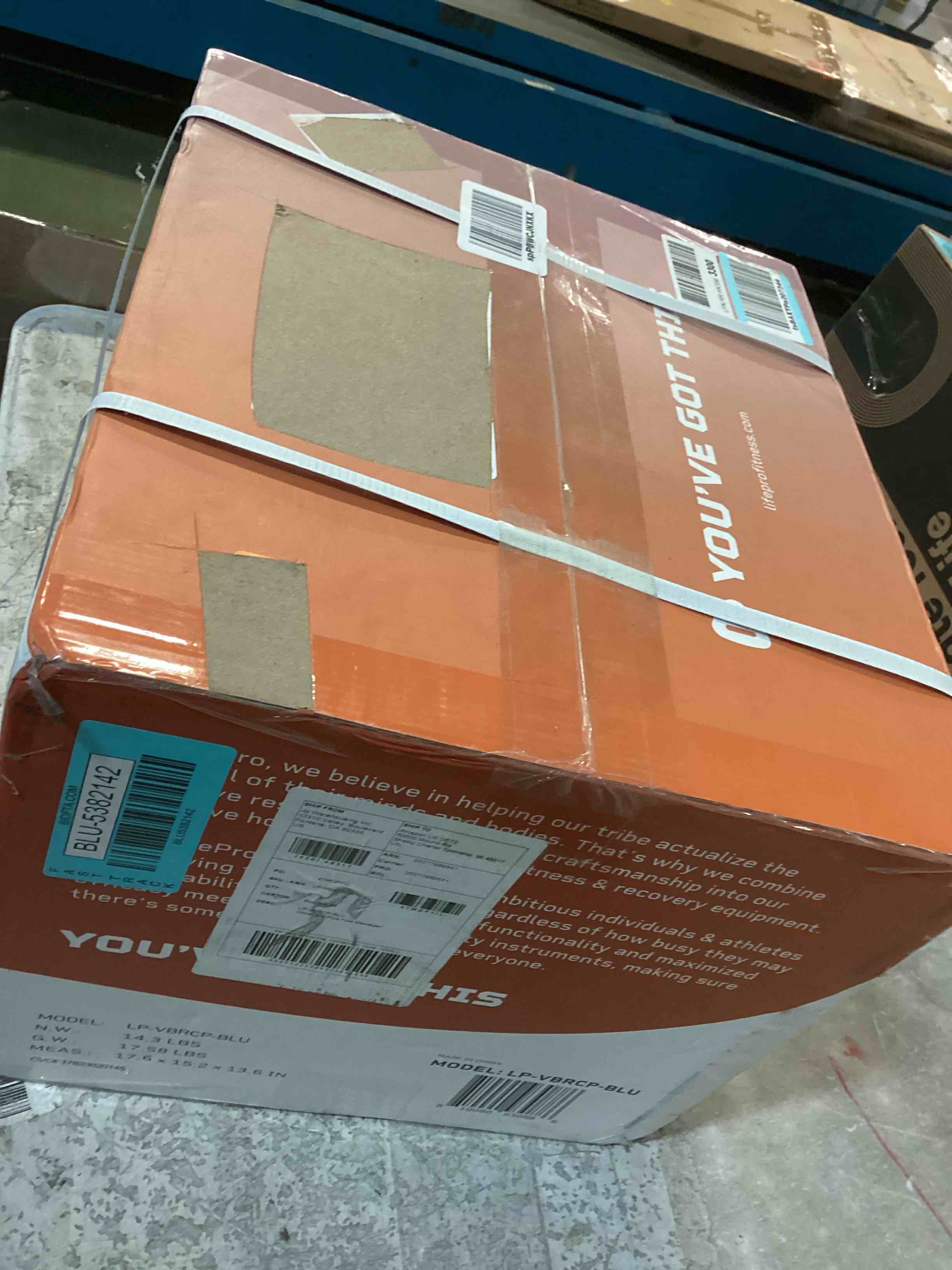 https://s3.amazonaws.com/lotting-images-prod/bidfta/BLU5382142_1703190469258.jpeg