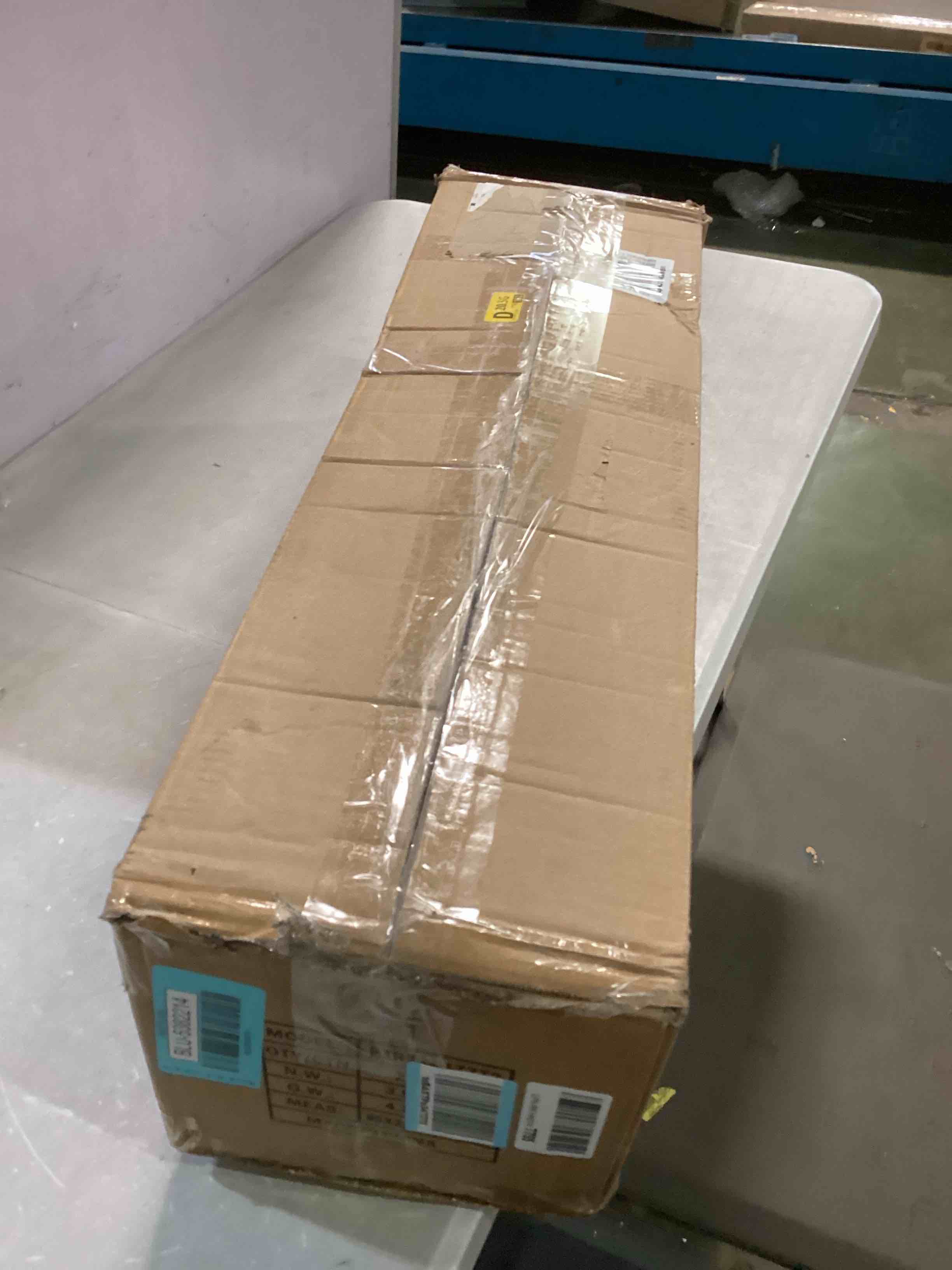 https://s3.amazonaws.com/lotting-images-prod/bidfta/BLU5382214_1703253433568.jpeg