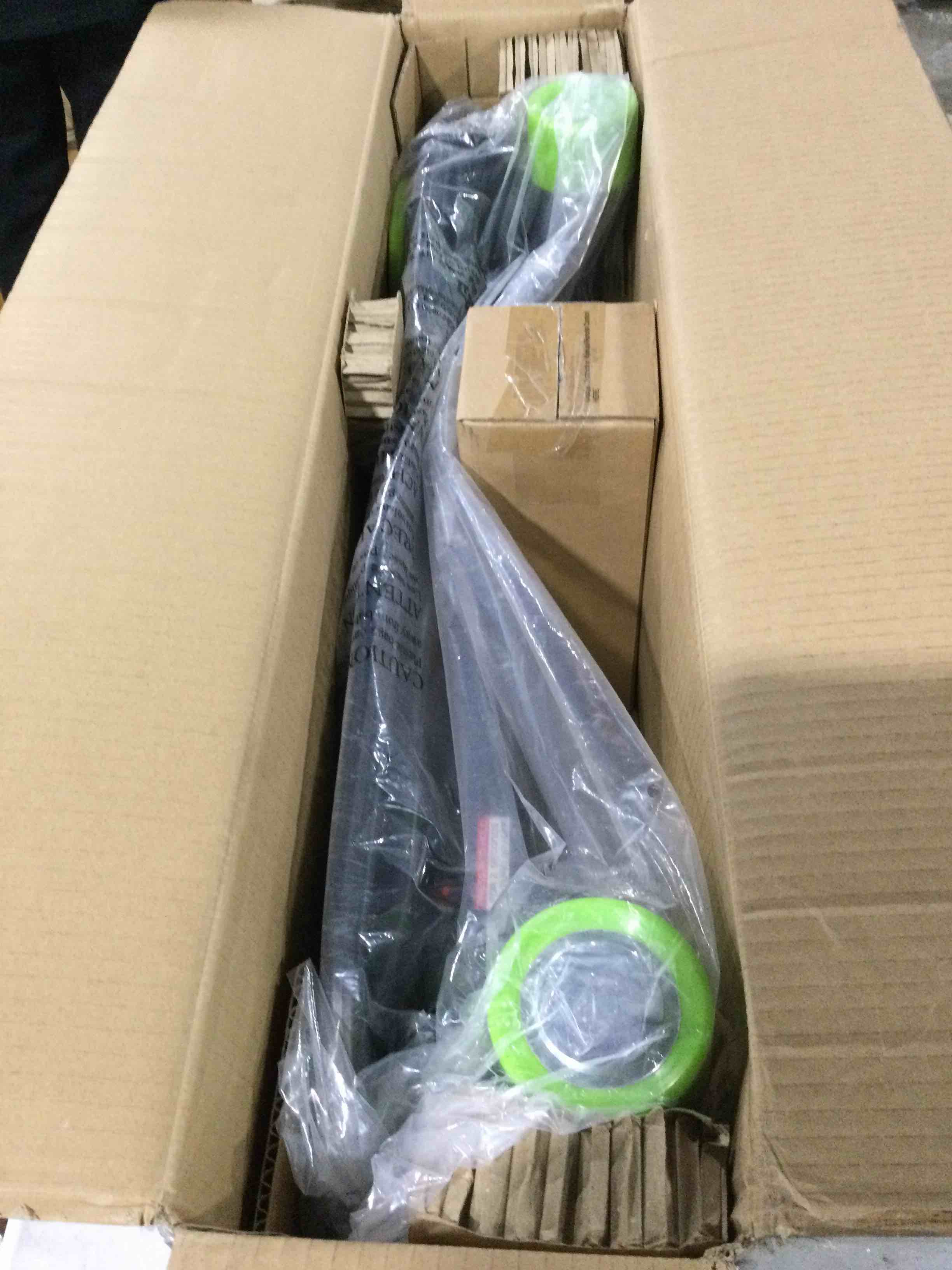 https://s3.amazonaws.com/lotting-images-prod/bidfta/BLU5386558_1694187816543.jpeg