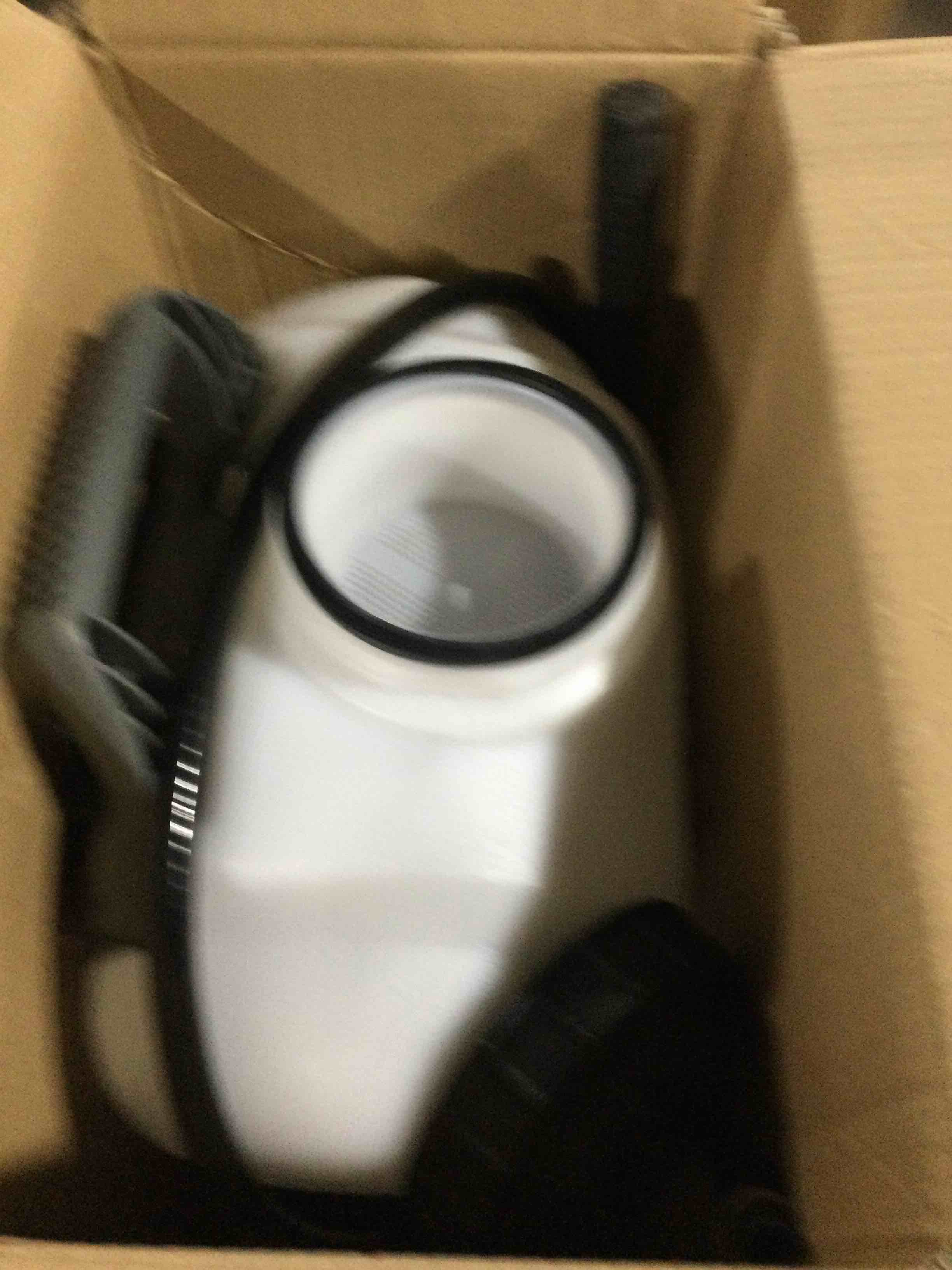 https://s3.amazonaws.com/lotting-images-prod/bidfta/BLU5386559_1694187634989.jpeg