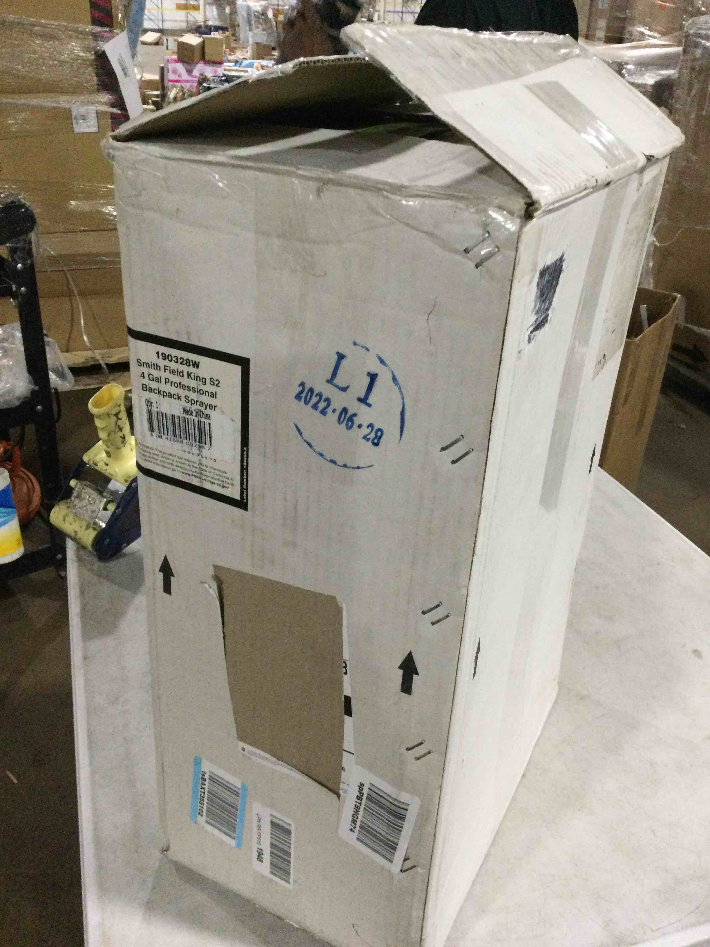 https://s3.amazonaws.com/lotting-images-prod/bidfta/BLU5386559_1694187649798.jpeg