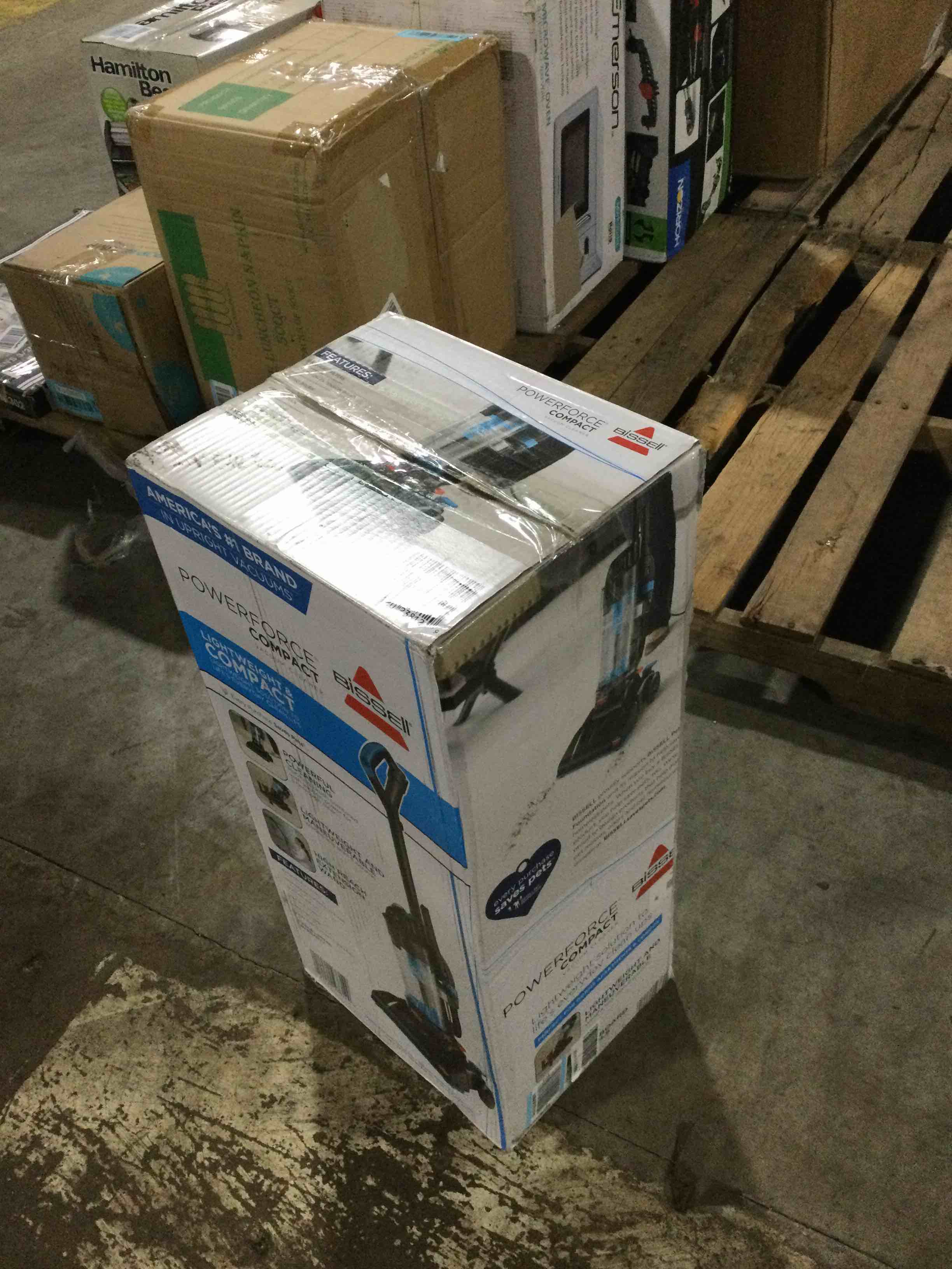 https://s3.amazonaws.com/lotting-images-prod/bidfta/BLU5386560_1694187247113.jpeg