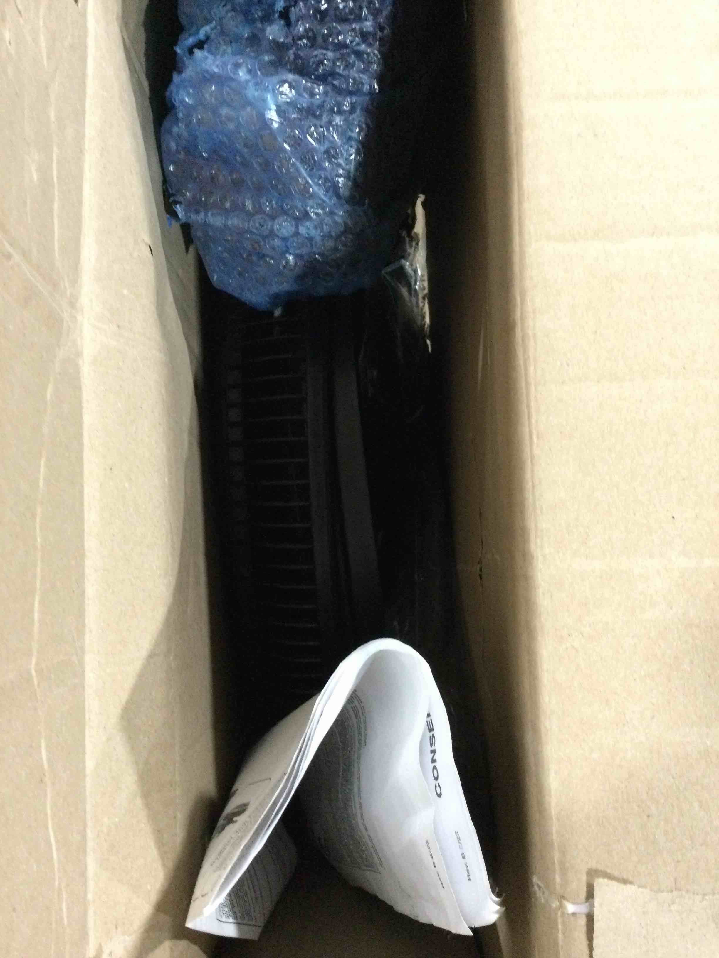 https://s3.amazonaws.com/lotting-images-prod/bidfta/BLU5386583_1694192988627.jpeg
