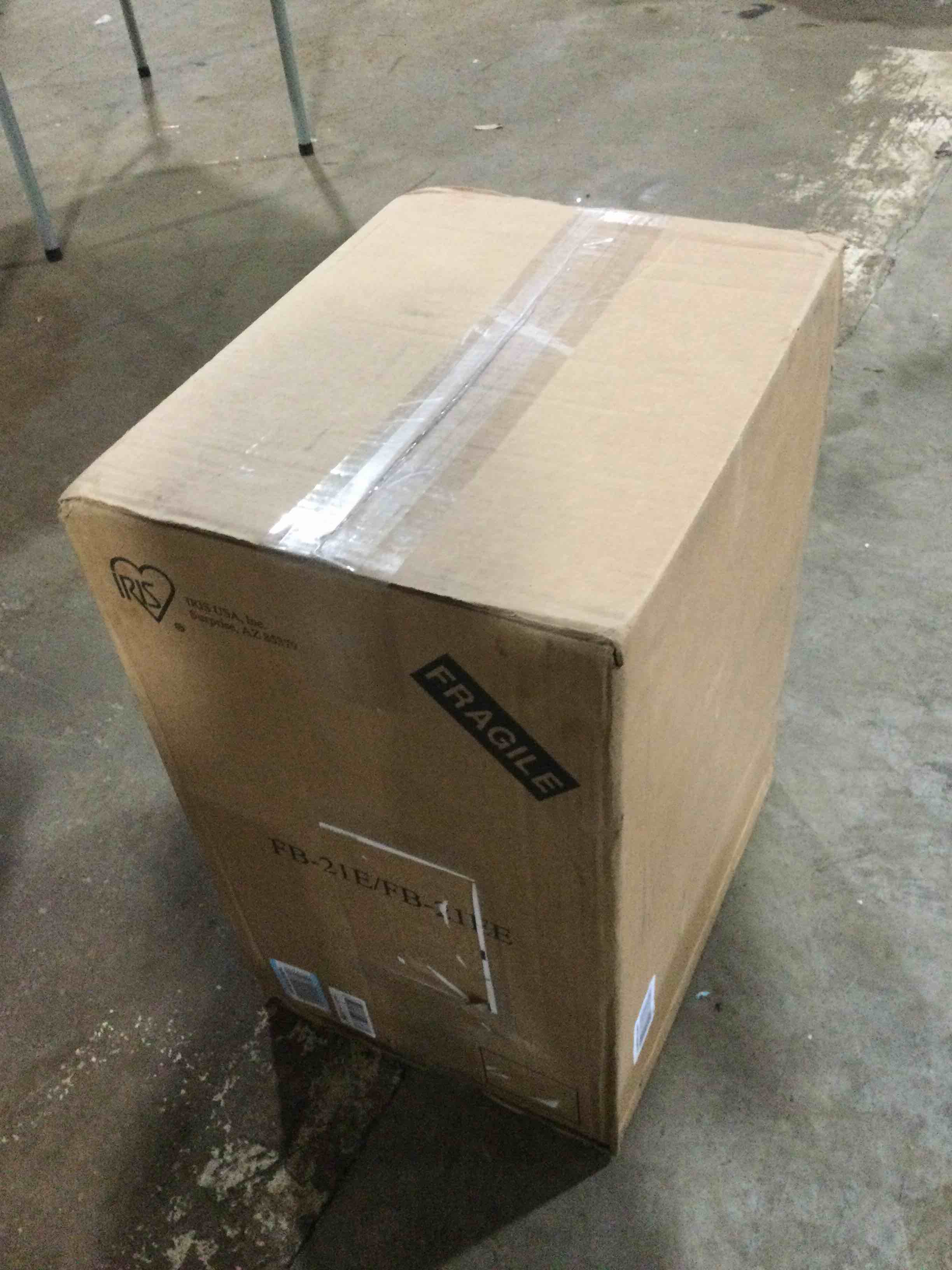 https://s3.amazonaws.com/lotting-images-prod/bidfta/BLU5386609_1694201403102.jpeg