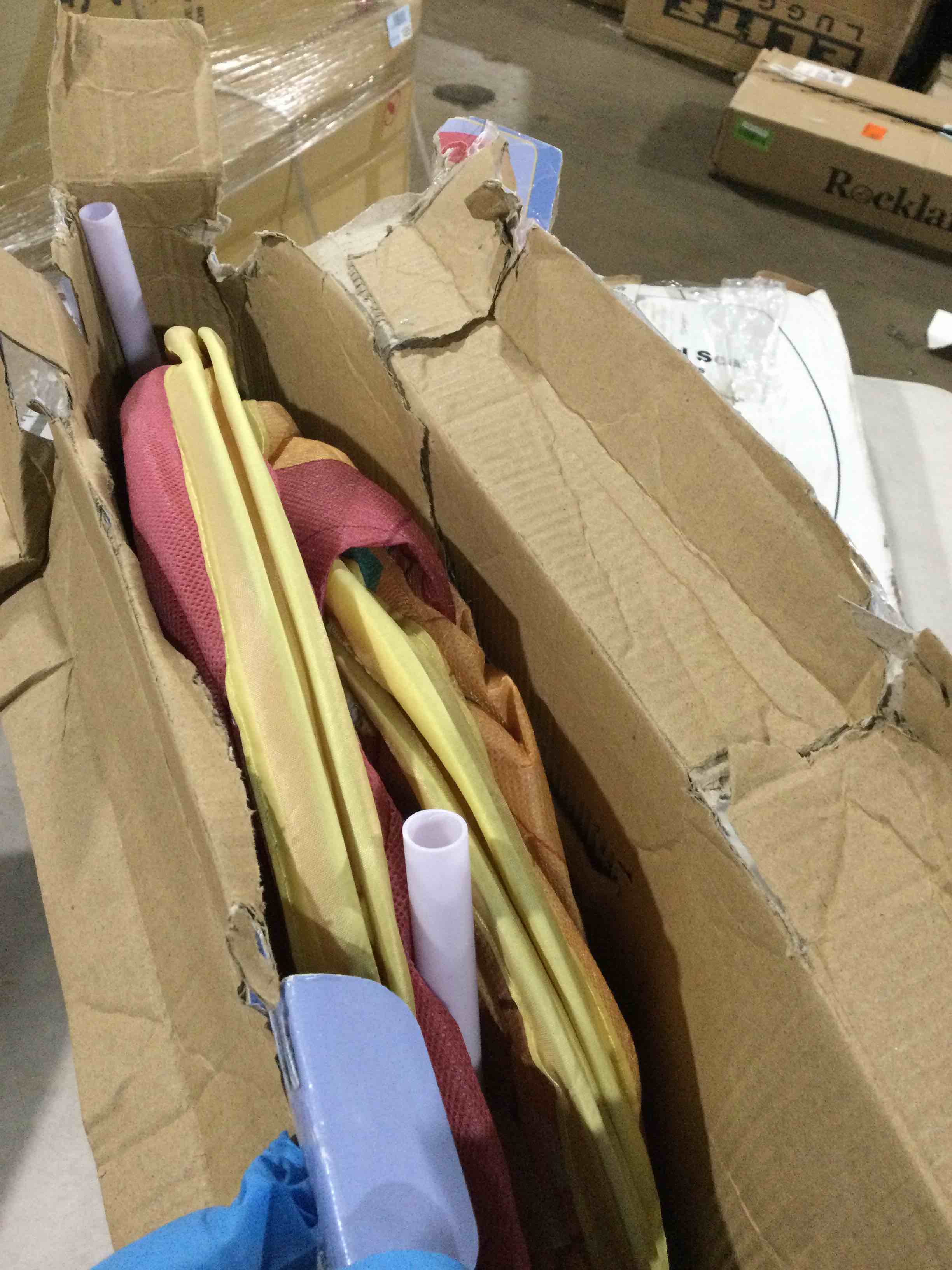 https://s3.amazonaws.com/lotting-images-prod/bidfta/BLU5386632_1694529946278.jpeg