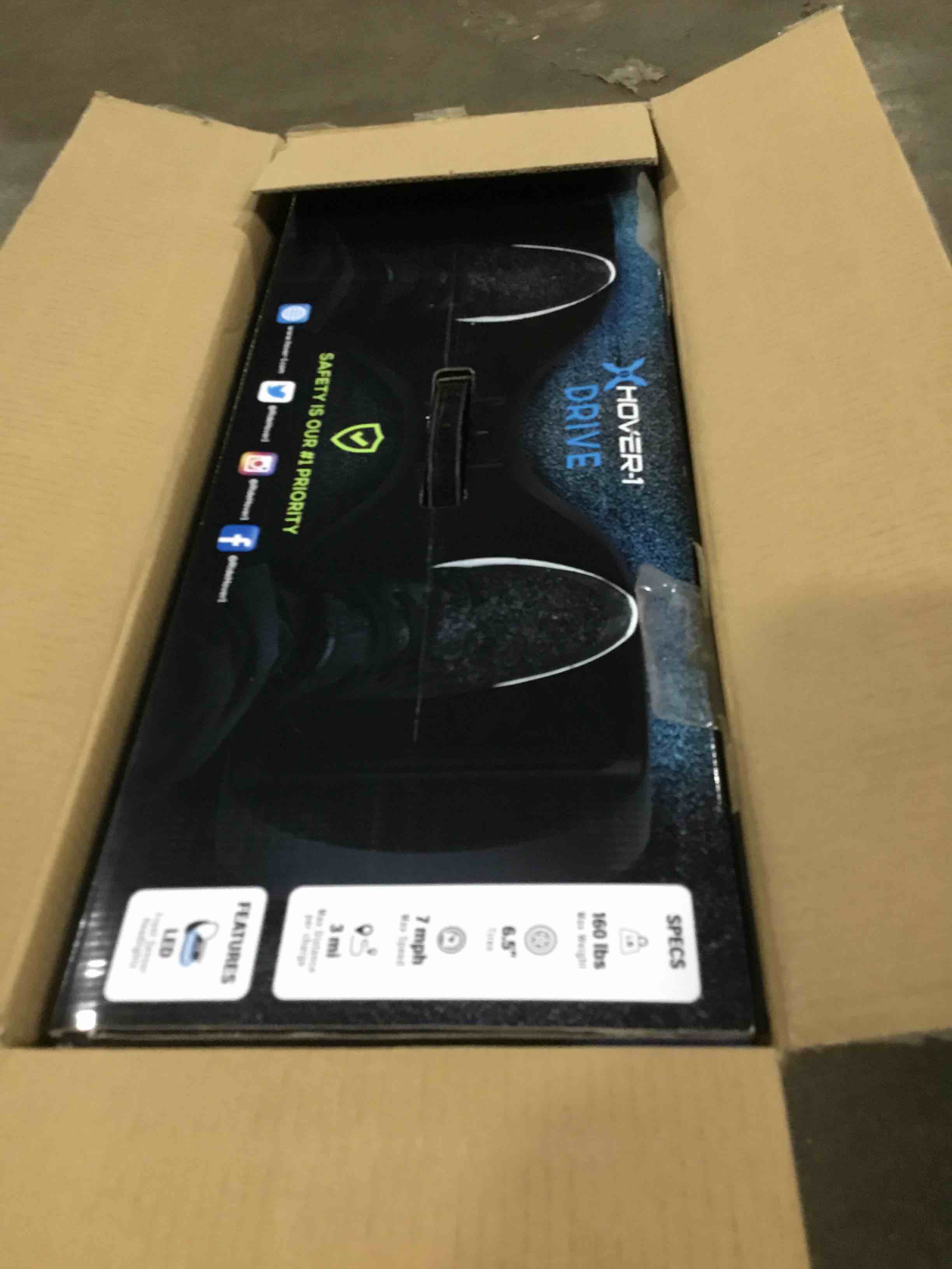 https://s3.amazonaws.com/lotting-images-prod/bidfta/BLU5388336_1694784788087.jpeg