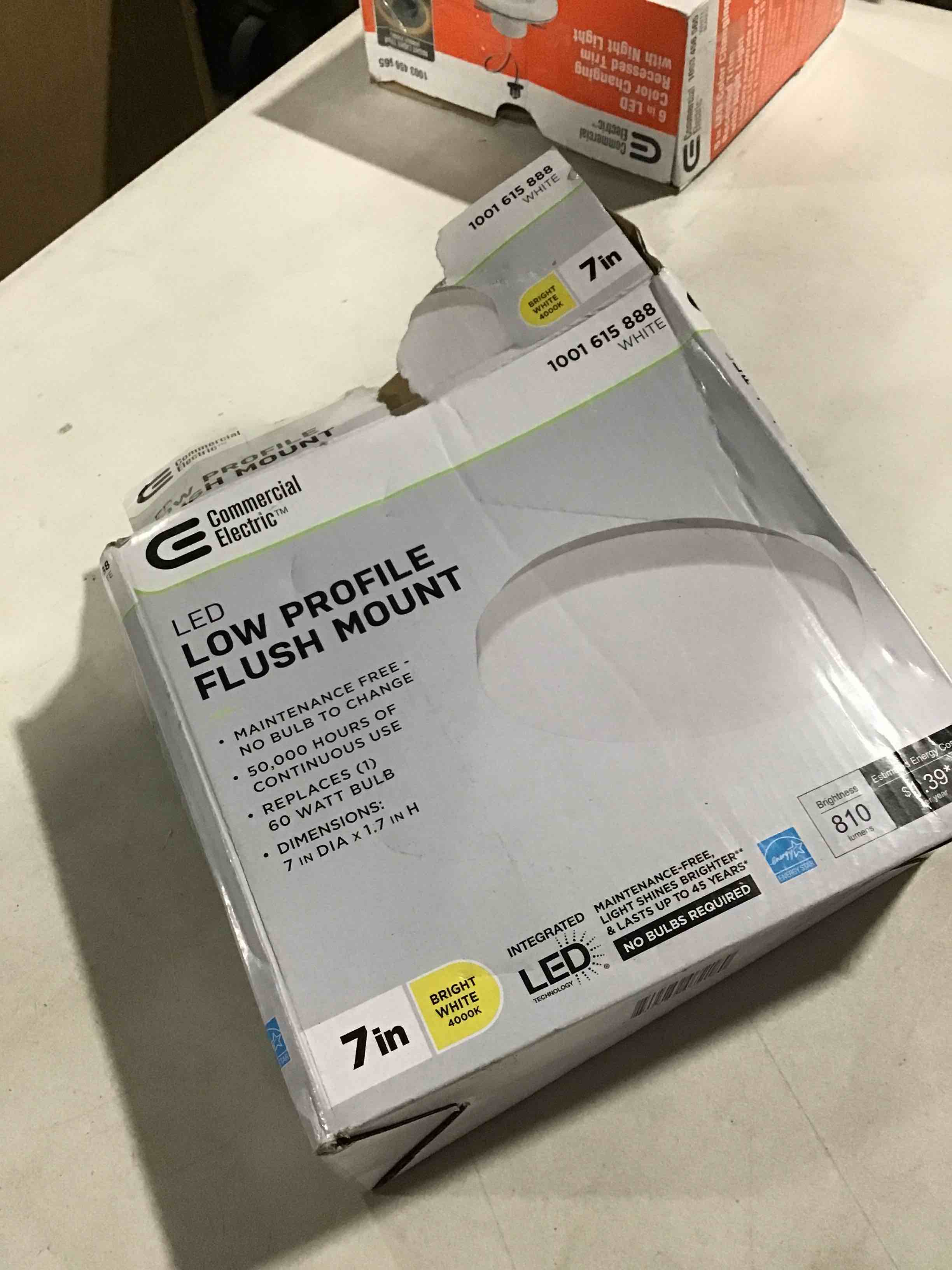 https://s3.amazonaws.com/lotting-images-prod/bidfta/BLU5389304_1693418884675.jpeg