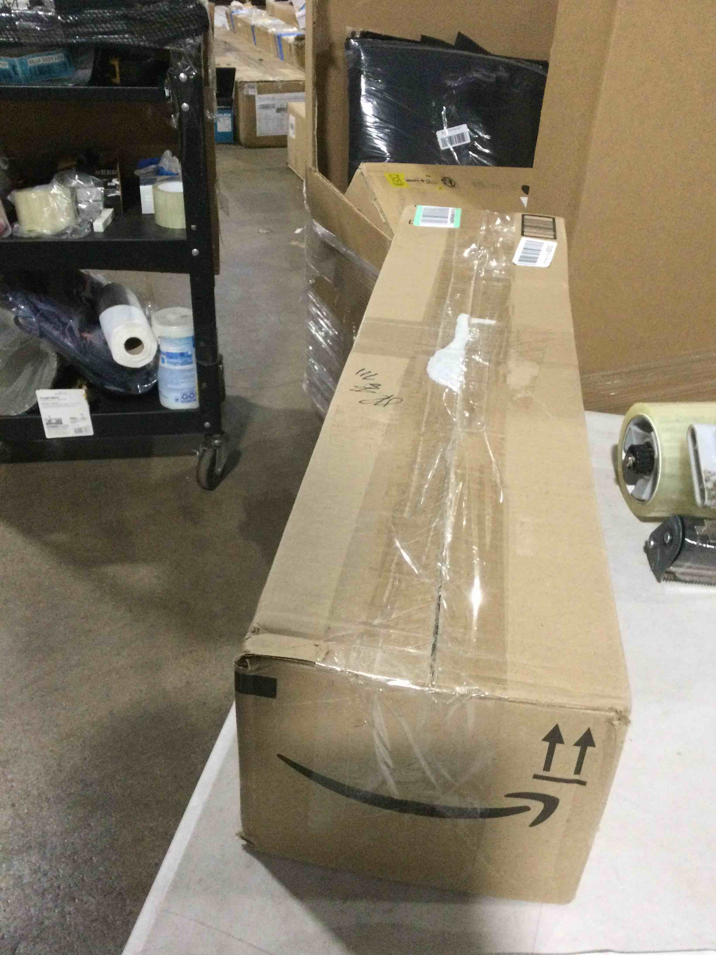 https://s3.amazonaws.com/lotting-images-prod/bidfta/BLU5391437_1698846120008.jpeg
