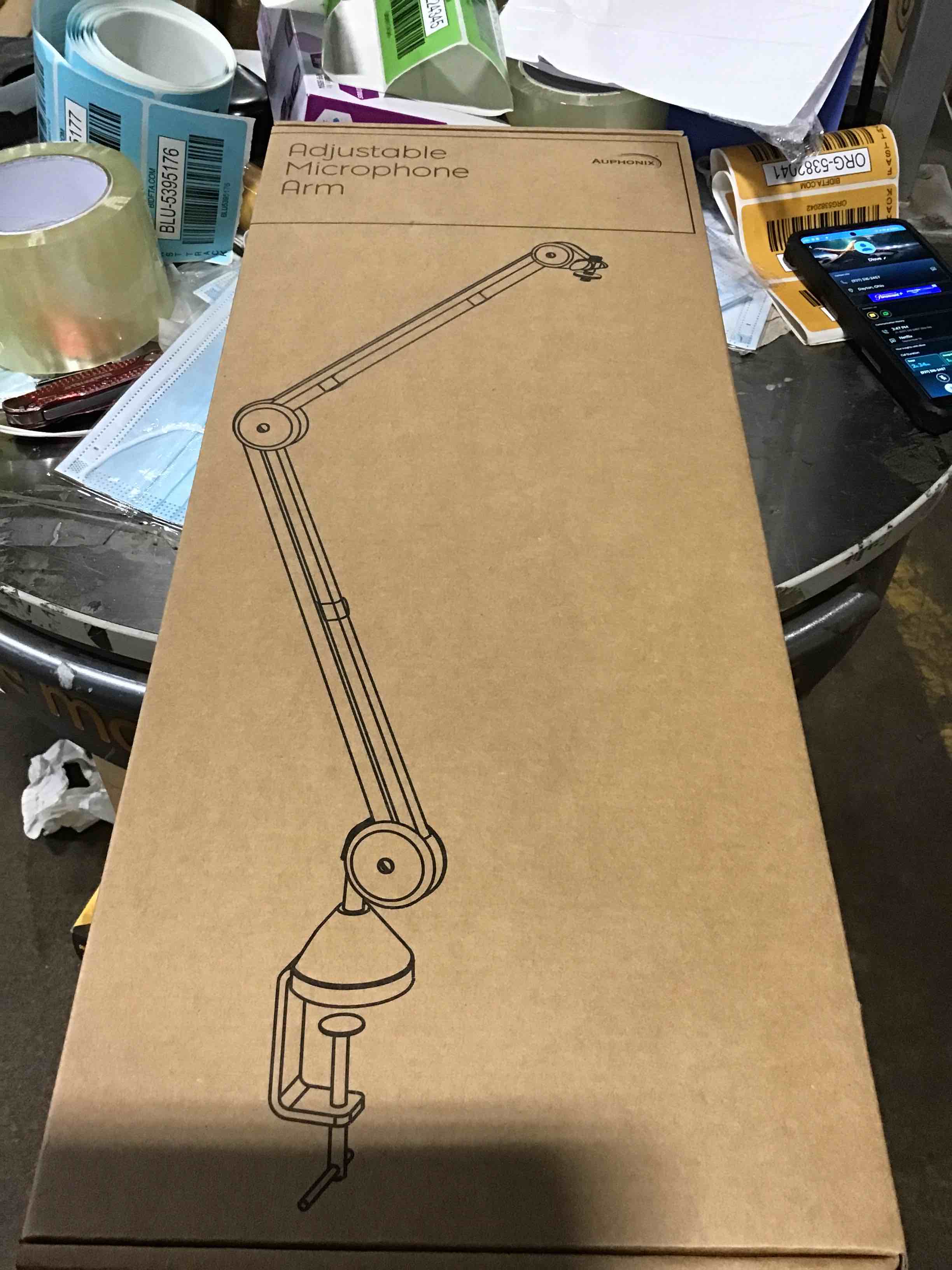 https://s3.amazonaws.com/lotting-images-prod/bidfta/BLU5395176_1695325800799.jpeg
