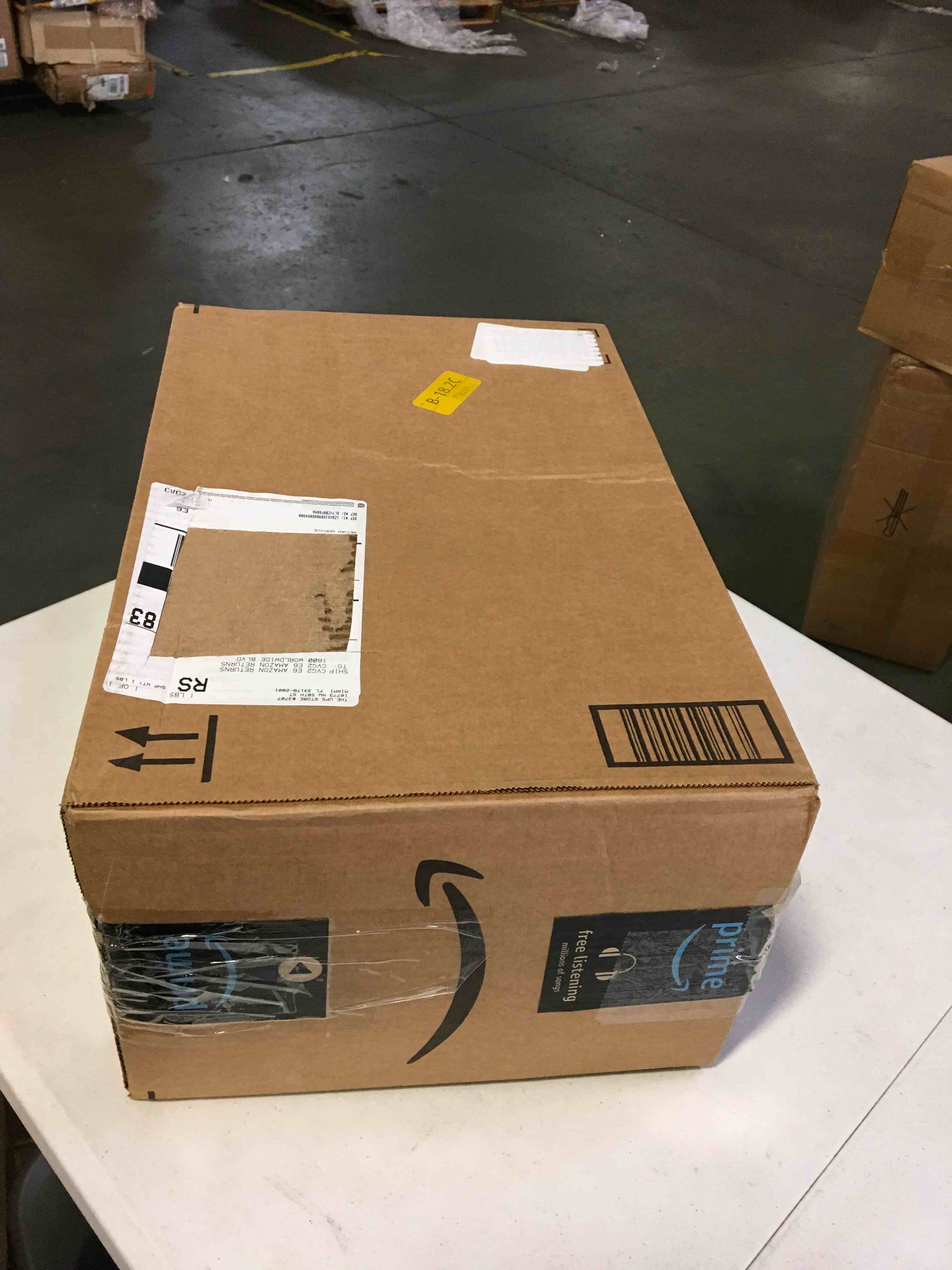 https://s3.amazonaws.com/lotting-images-prod/bidfta/BLU5399164_1694181399746.jpeg