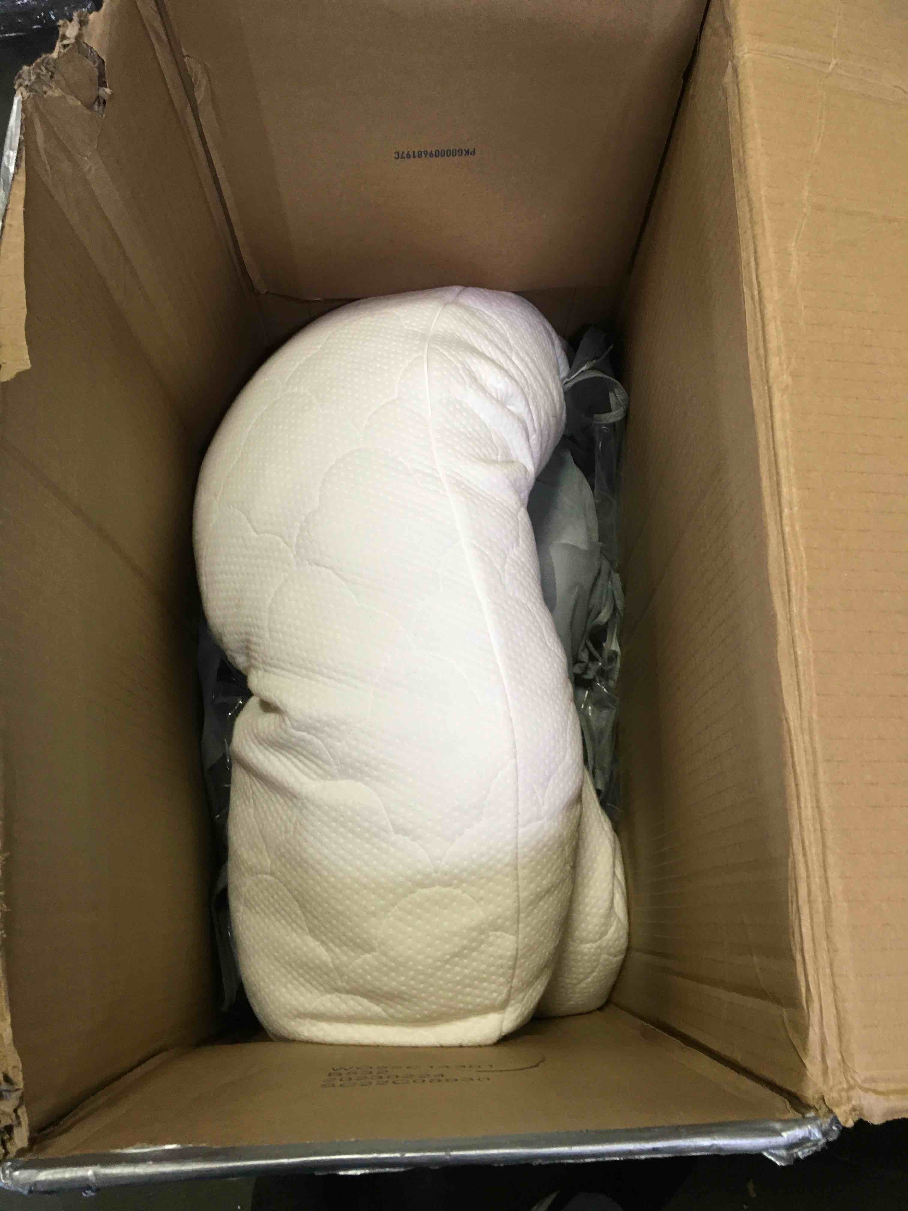https://s3.amazonaws.com/lotting-images-prod/bidfta/BLU5399237_1694198803807.jpeg