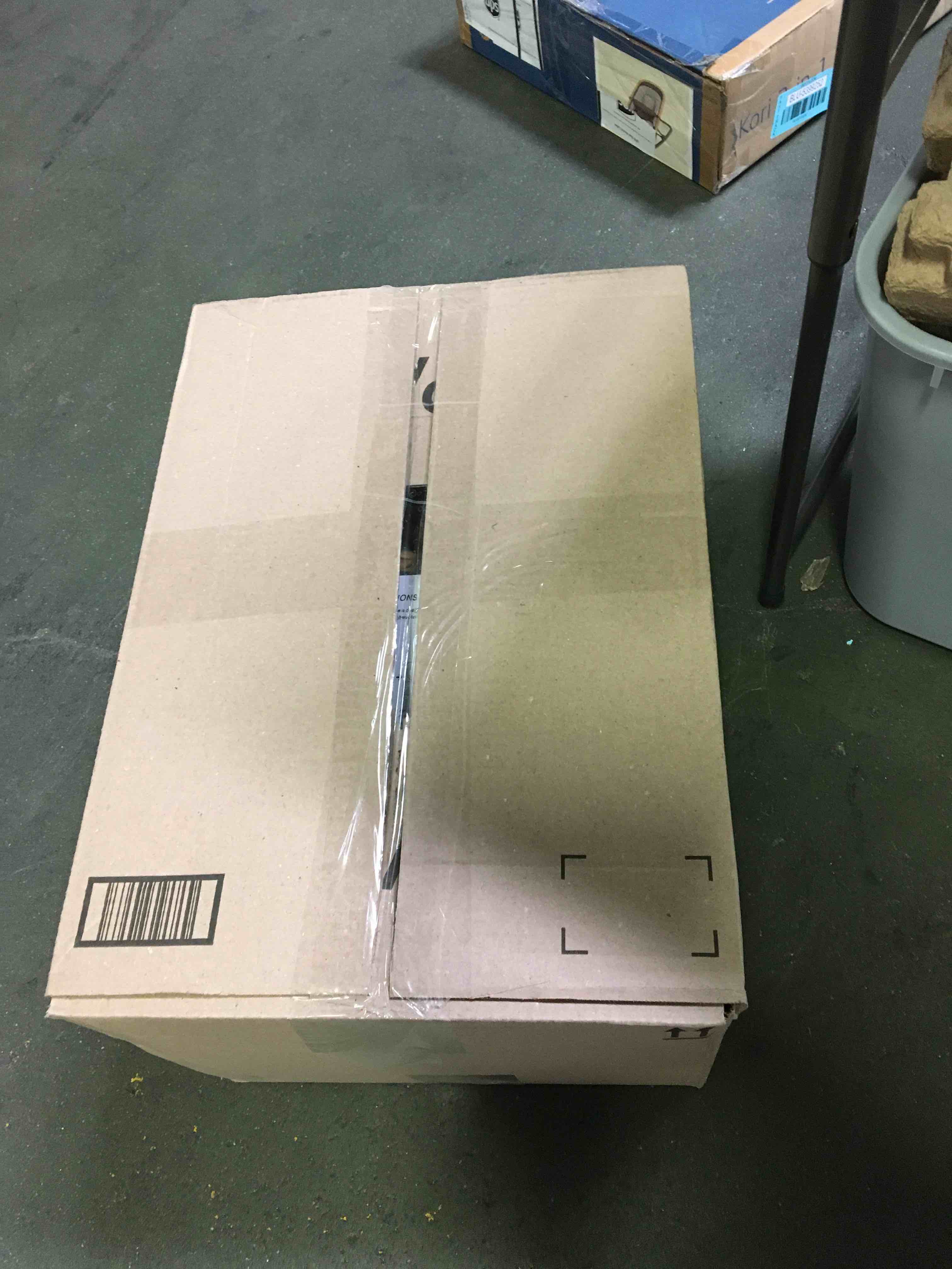 https://s3.amazonaws.com/lotting-images-prod/bidfta/BLU5399253_1694202649576.jpeg