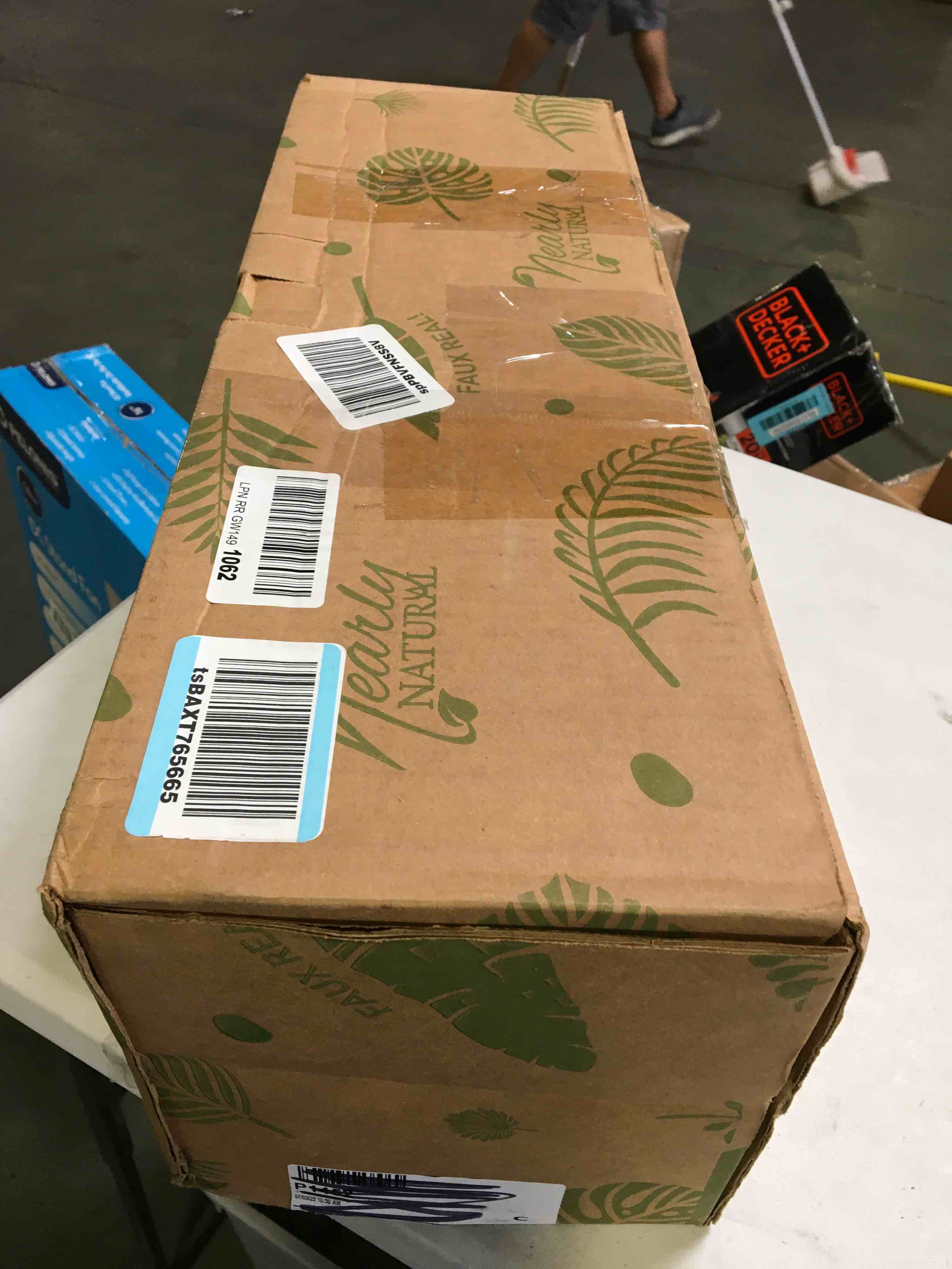 https://s3.amazonaws.com/lotting-images-prod/bidfta/BLU5399261_1694204288341.jpeg