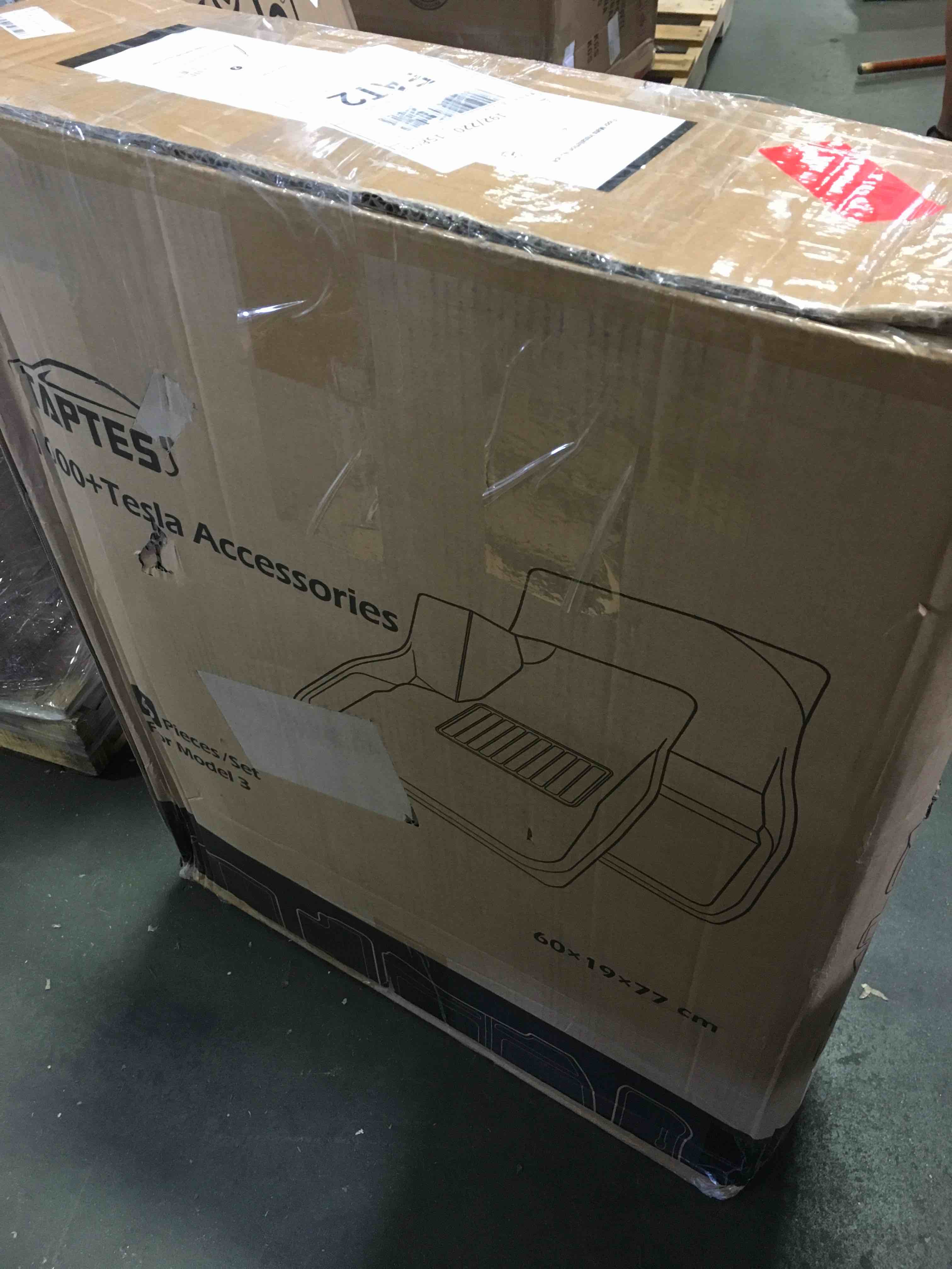 https://s3.amazonaws.com/lotting-images-prod/bidfta/BLU5400079_1695395153638.jpeg