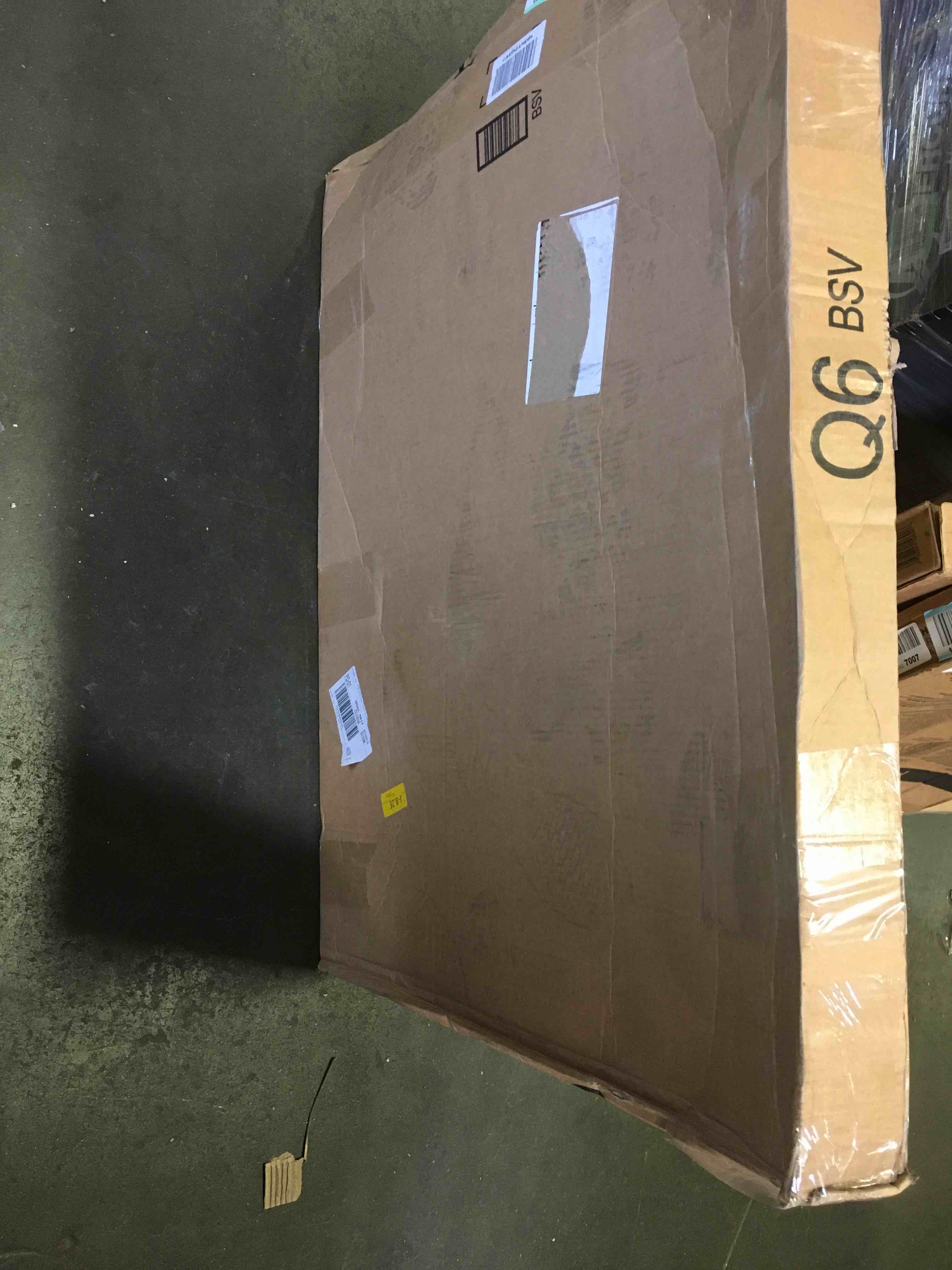 https://s3.amazonaws.com/lotting-images-prod/bidfta/BLU5400104_1695400916076.jpeg