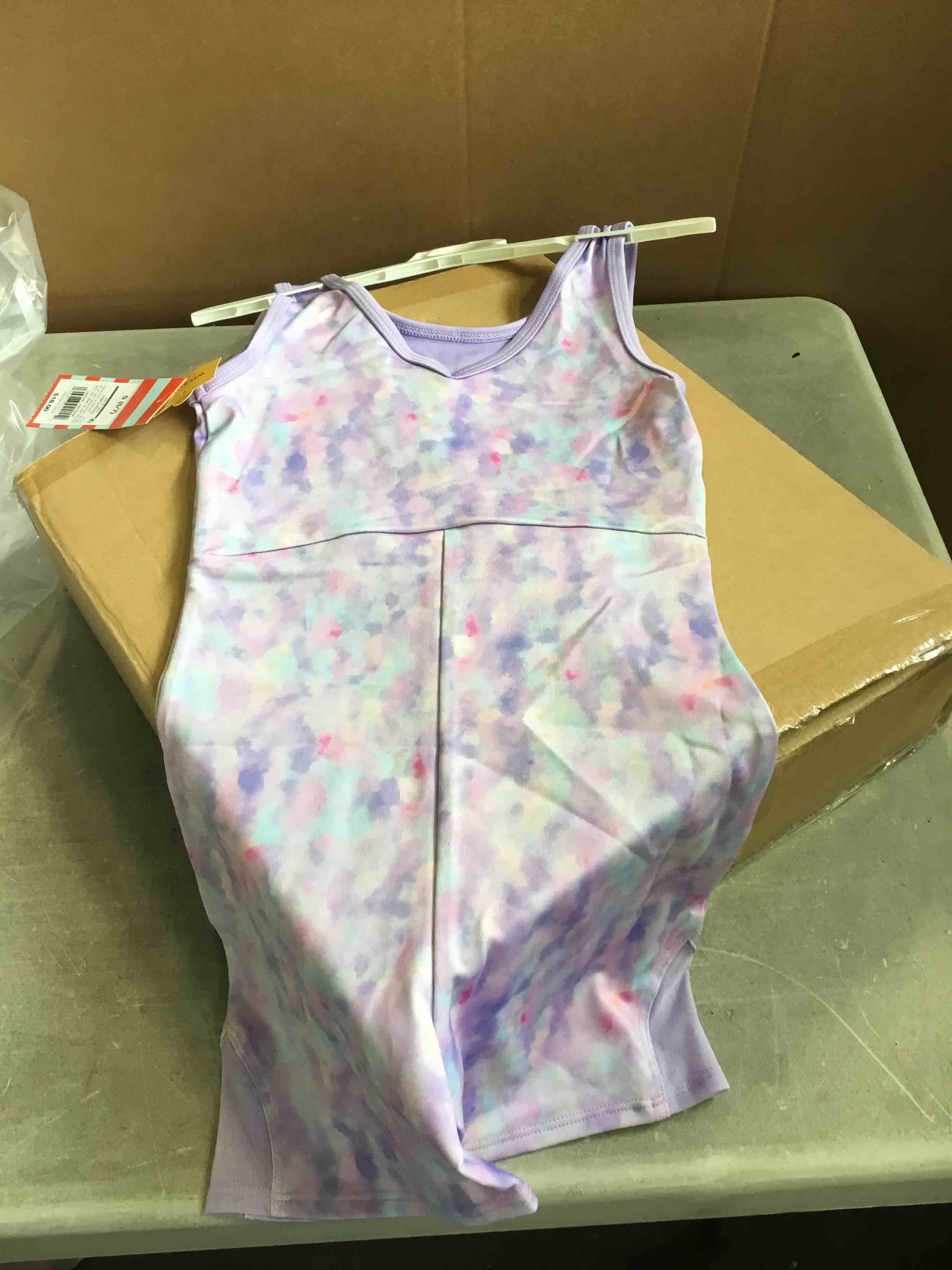 https://s3.amazonaws.com/lotting-images-prod/bidfta/BLU5400248_1695667885078.jpeg