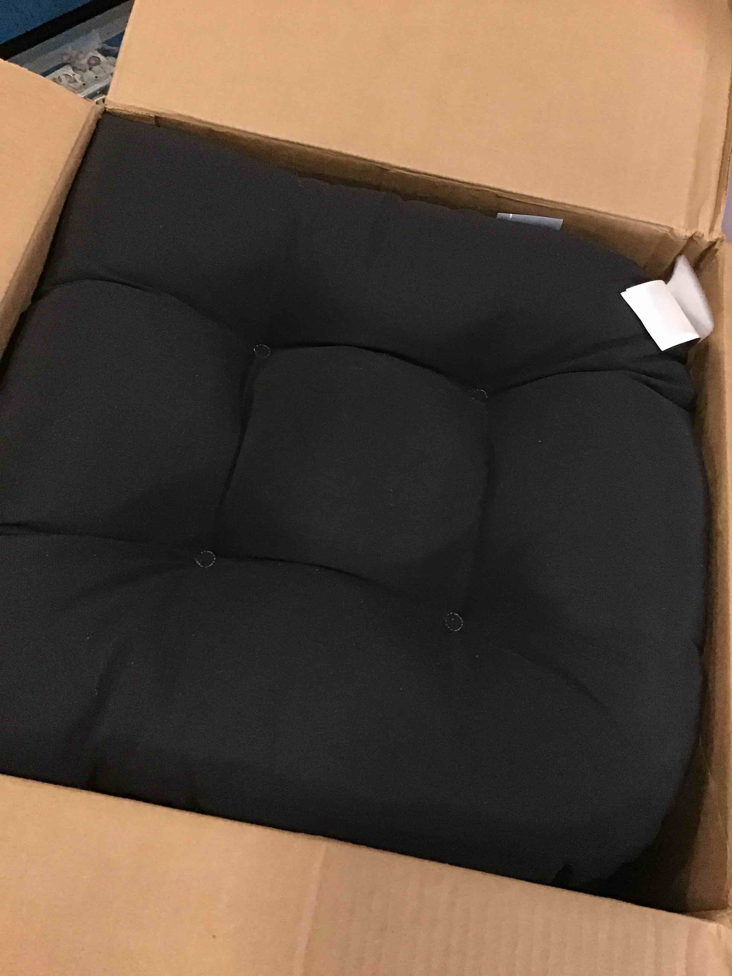 https://s3.amazonaws.com/lotting-images-prod/bidfta/BLU5400562_1694030646884.jpeg