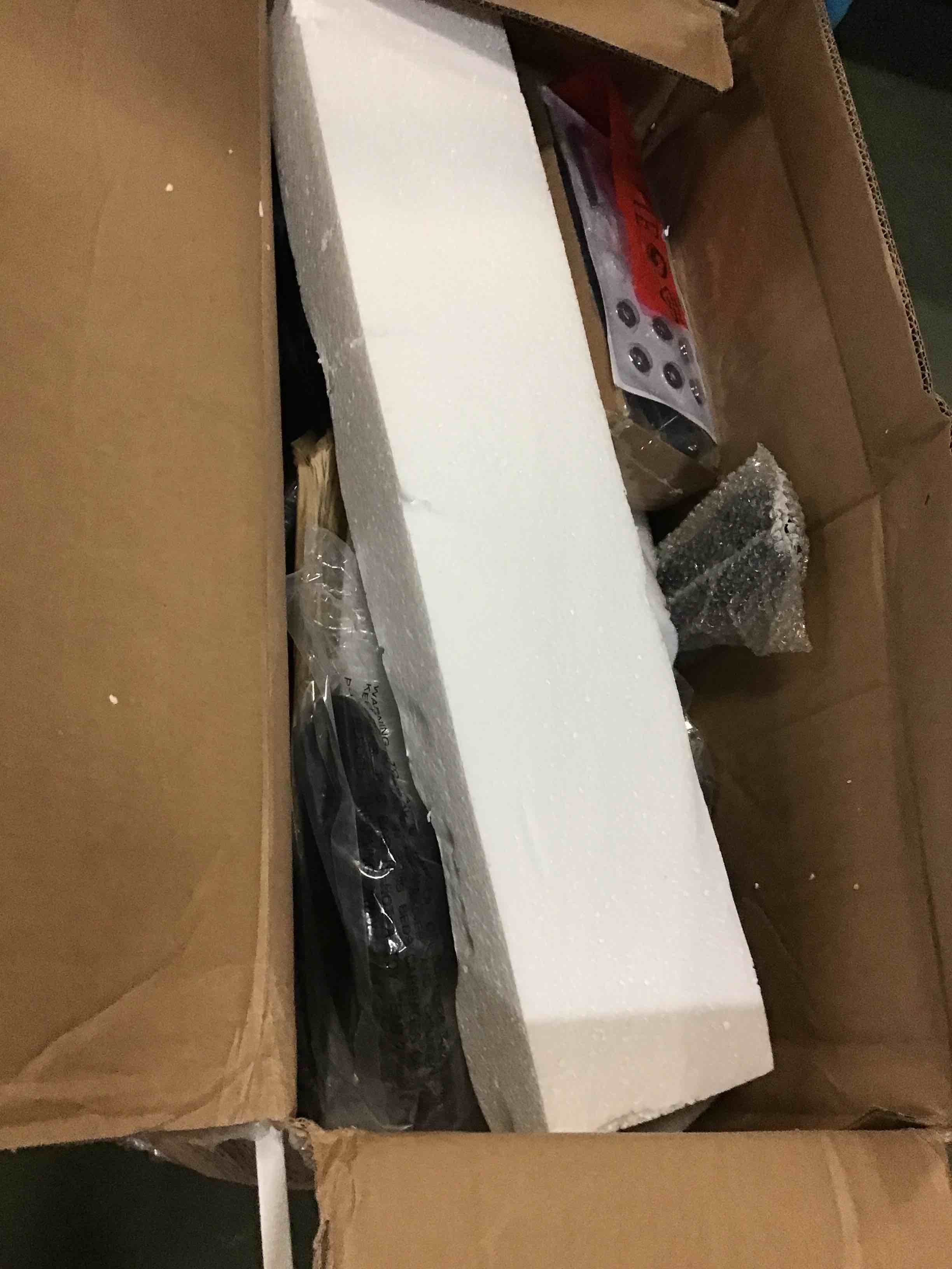 https://s3.amazonaws.com/lotting-images-prod/bidfta/BLU5400607_1694092420948.jpeg
