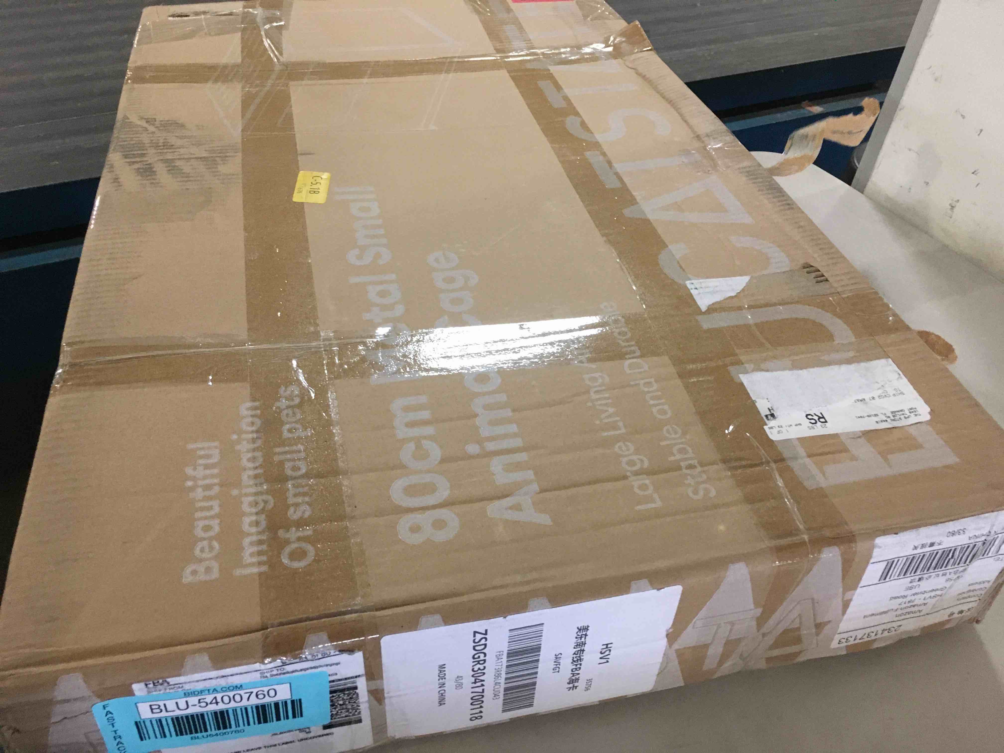 https://s3.amazonaws.com/lotting-images-prod/bidfta/BLU5400760_1694448589140.jpeg