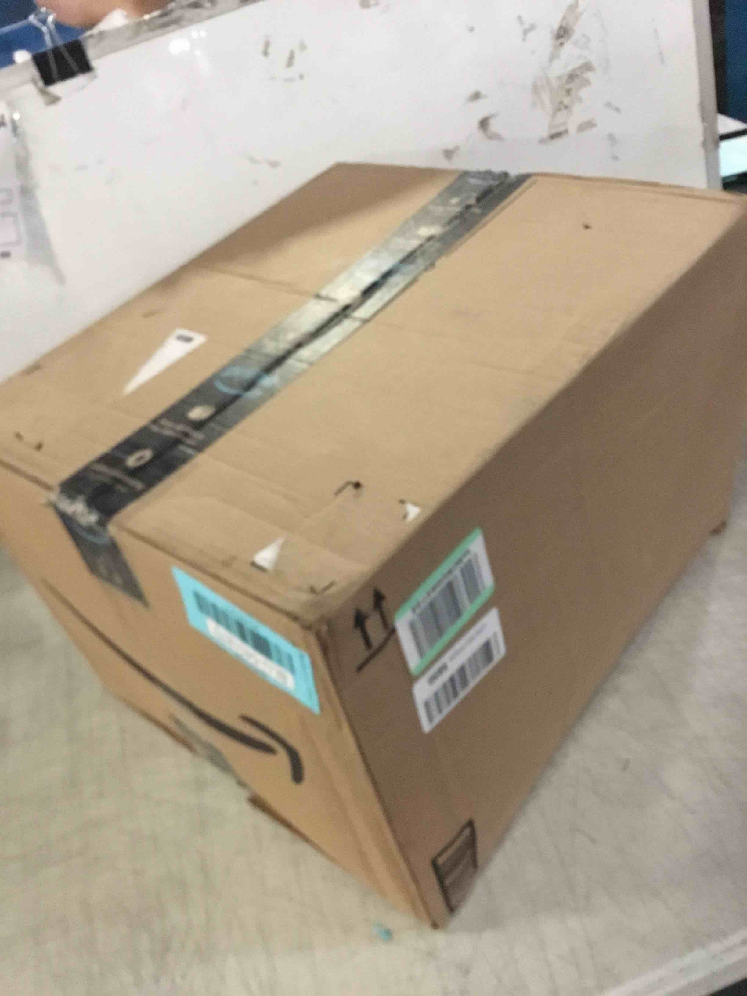 https://s3.amazonaws.com/lotting-images-prod/bidfta/BLU5401879_1695829309361.jpeg