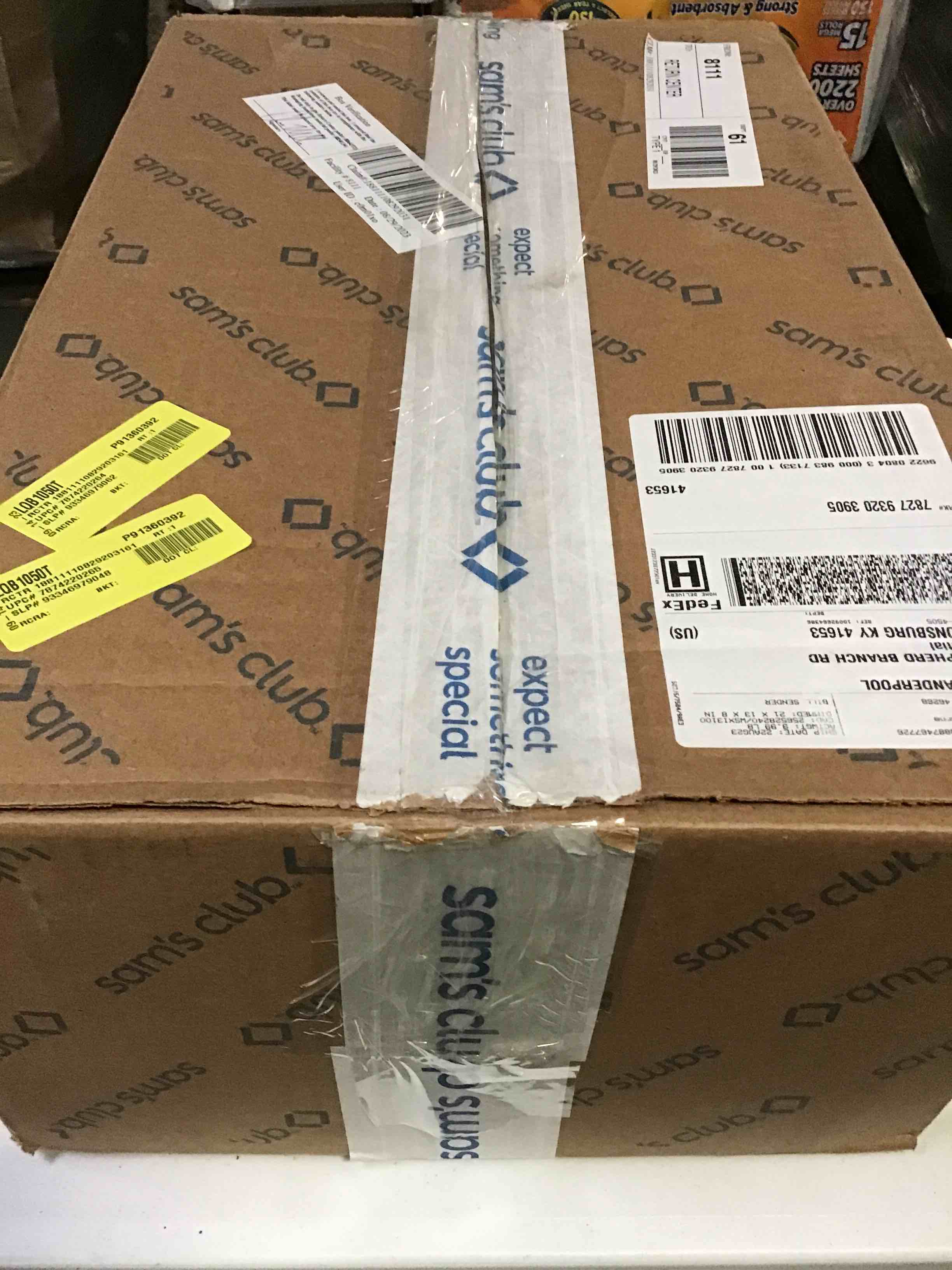 https://s3.amazonaws.com/lotting-images-prod/bidfta/BLU5403419_1695302674084.jpeg