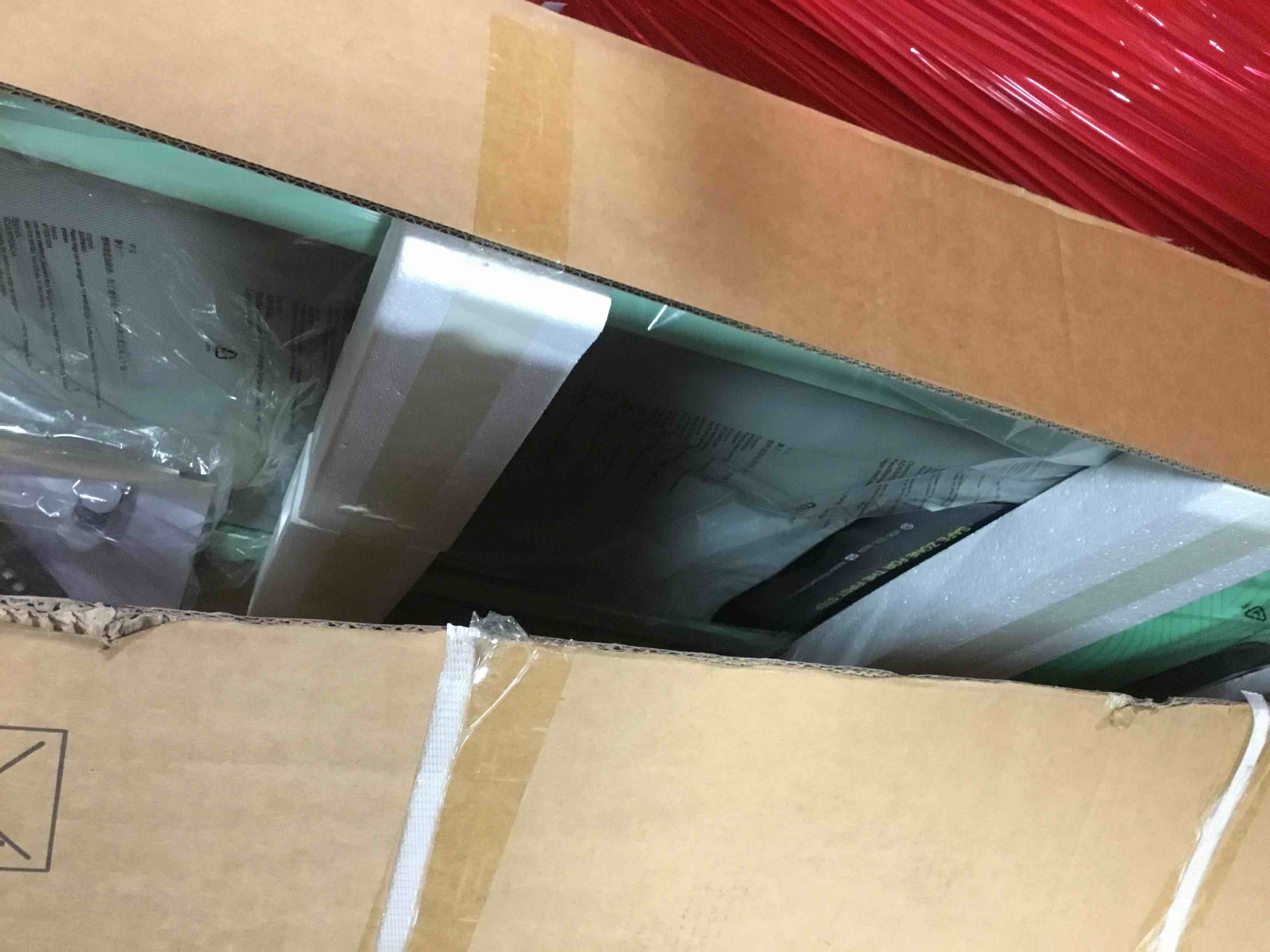 https://s3.amazonaws.com/lotting-images-prod/bidfta/BLU5403761_1694177643210.jpeg