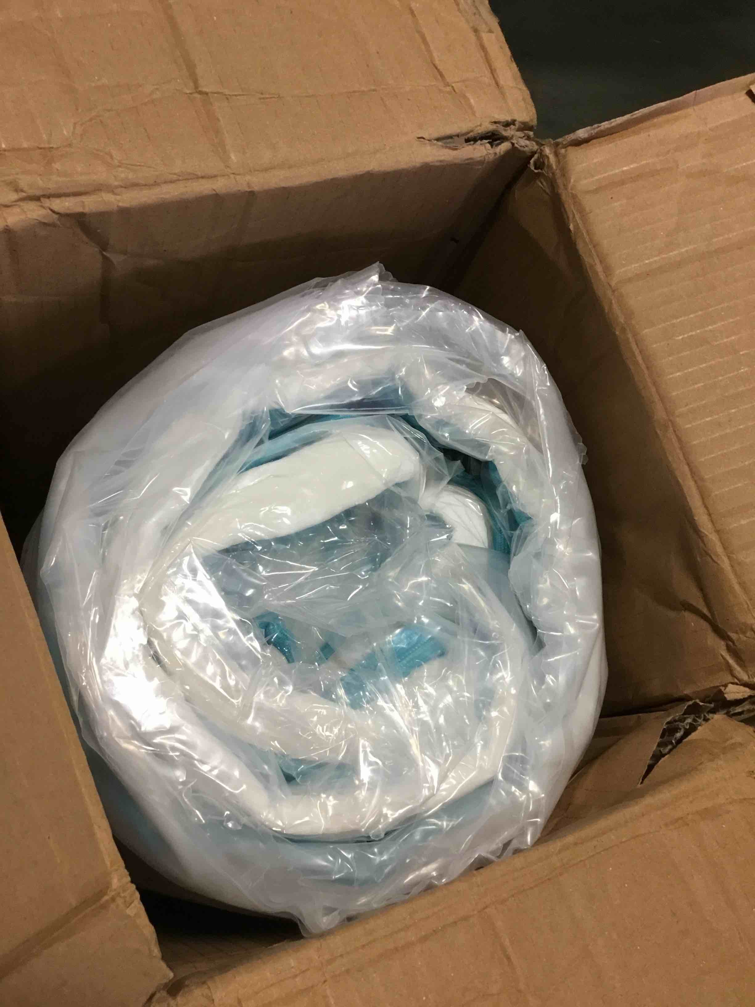 https://s3.amazonaws.com/lotting-images-prod/bidfta/BLU5403788_1694181131366.jpeg
