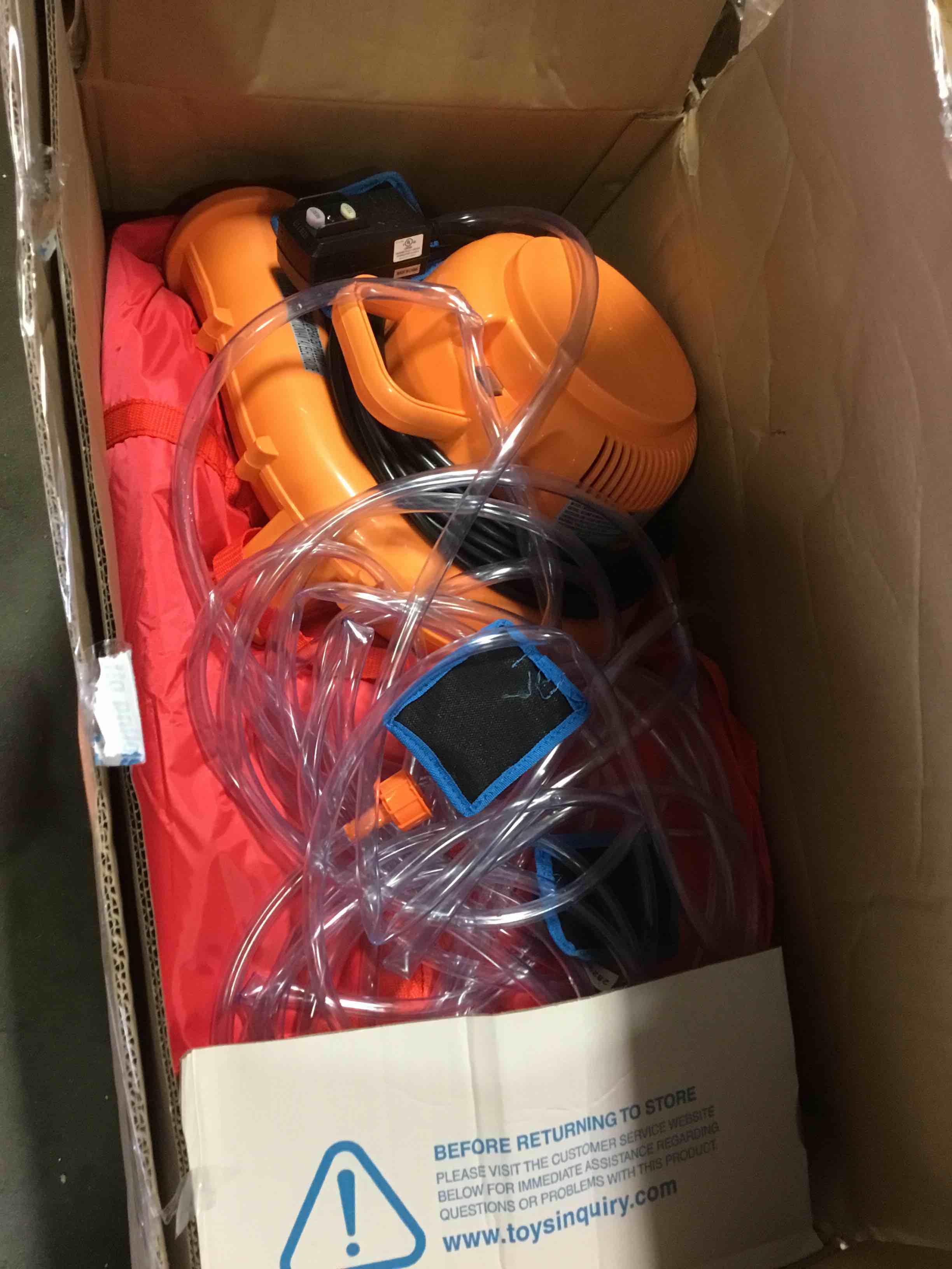 https://s3.amazonaws.com/lotting-images-prod/bidfta/BLU5403796_1694184414072.jpeg