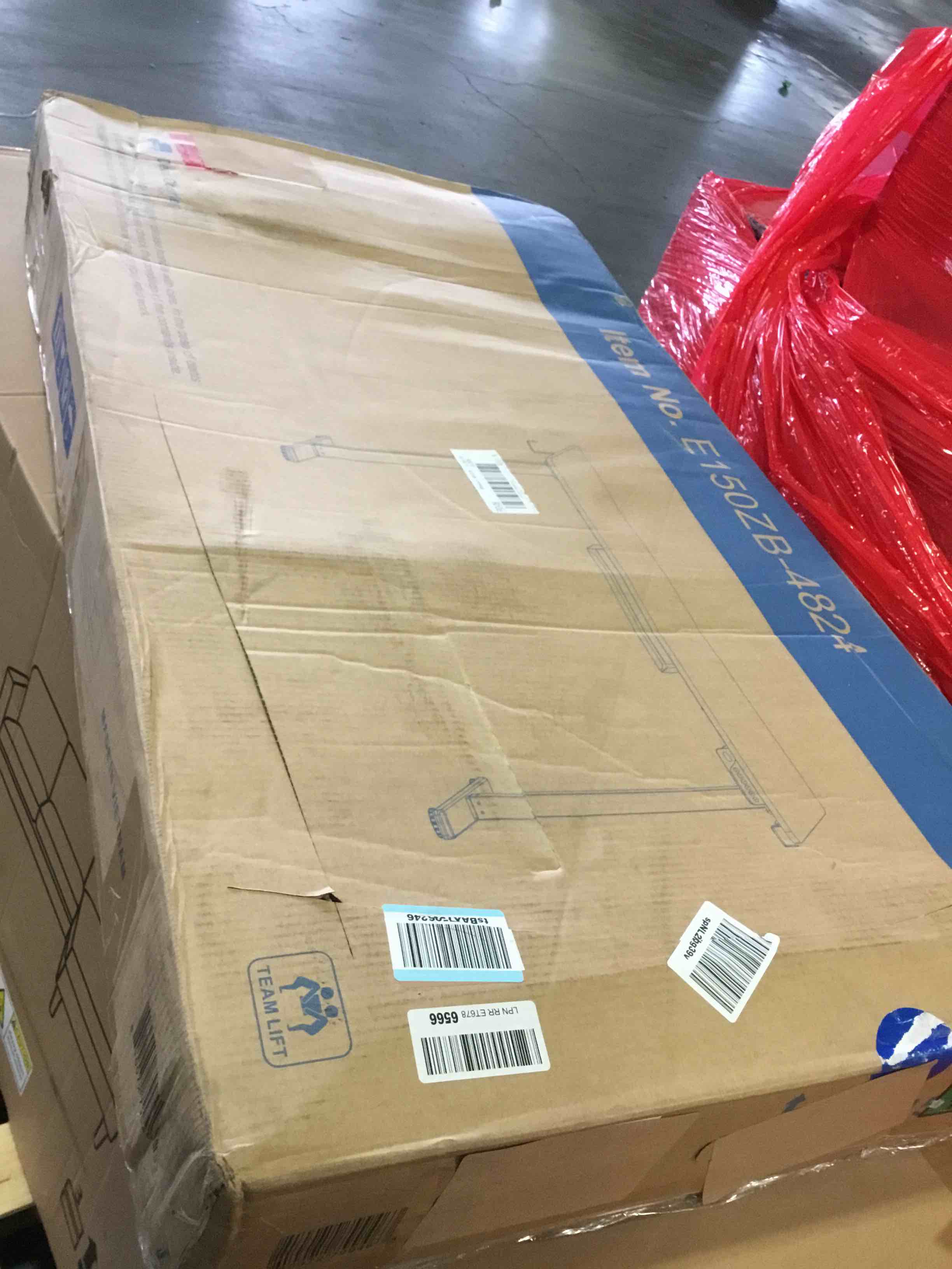 https://s3.amazonaws.com/lotting-images-prod/bidfta/BLU5403833_1694194668986.jpeg